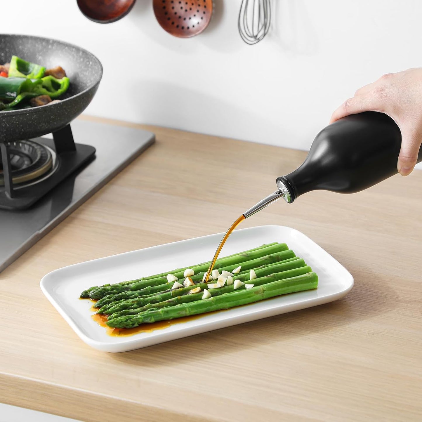 vancasso 20 Oz Ceramic Olive Oil Dispenser Bottle, Bottle Dispenser with Spout and Funnel for Kitchen,Suitable for Oil, Vinegar, Coffee Syrups & Other Liquids,BK