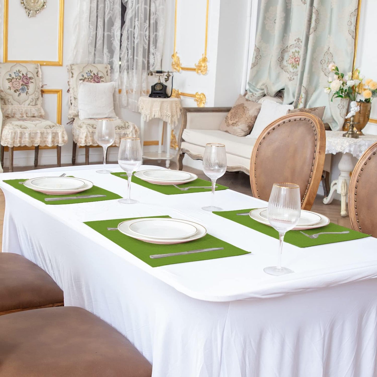 Cloth Placemats Set of 8, Linen Type Fabric Placemats Machine Washable Heat Resistant Placemats Wrinkle Free Thick Polyester Kitchen Place Mats for Dining Table (Green)