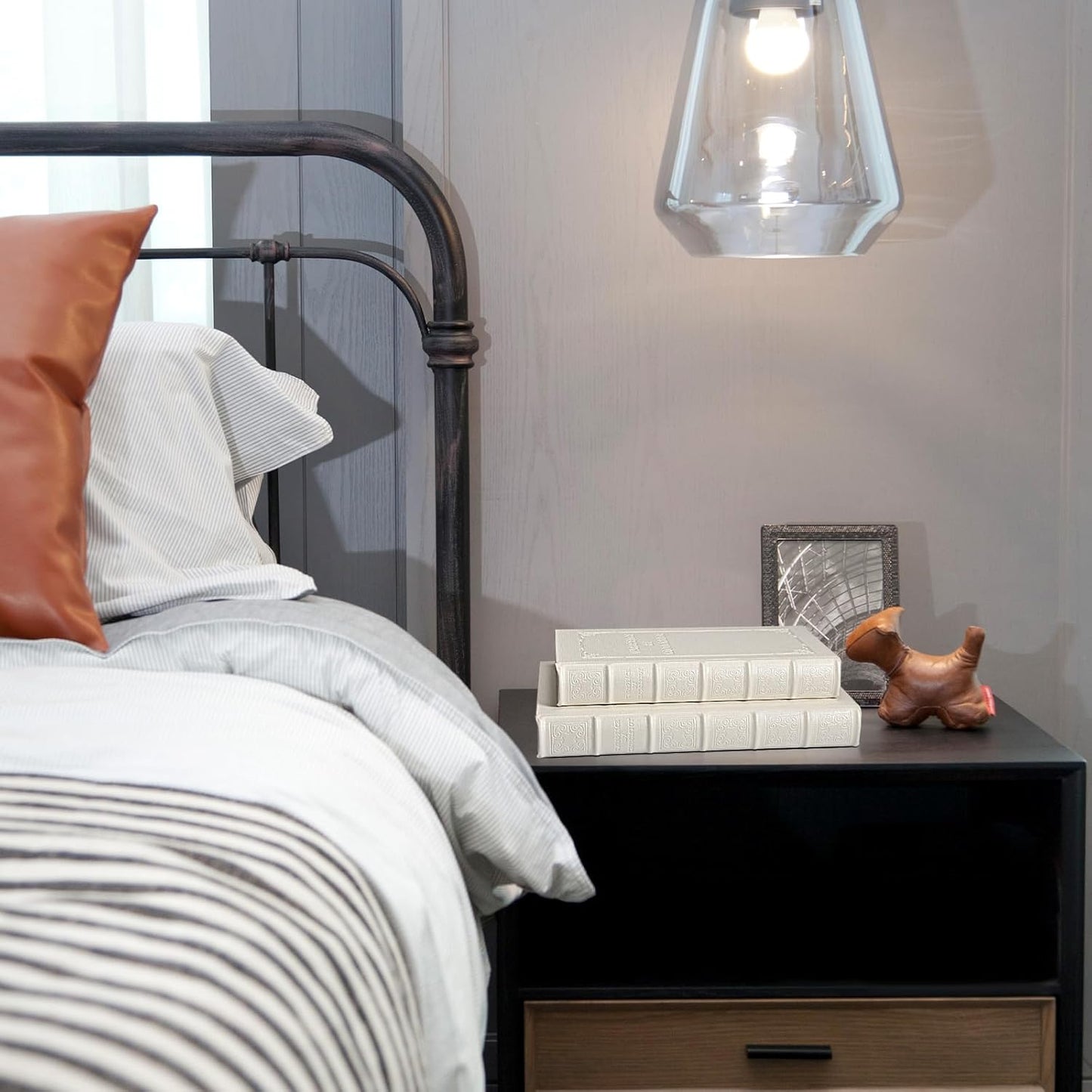 Decorative Books with White Faux Leather,Decorative Book Box for Home Decor, Display,Coffee Table Books Decor,Hotel Home Bookshelf Décor Book (YD-C104 L+S)