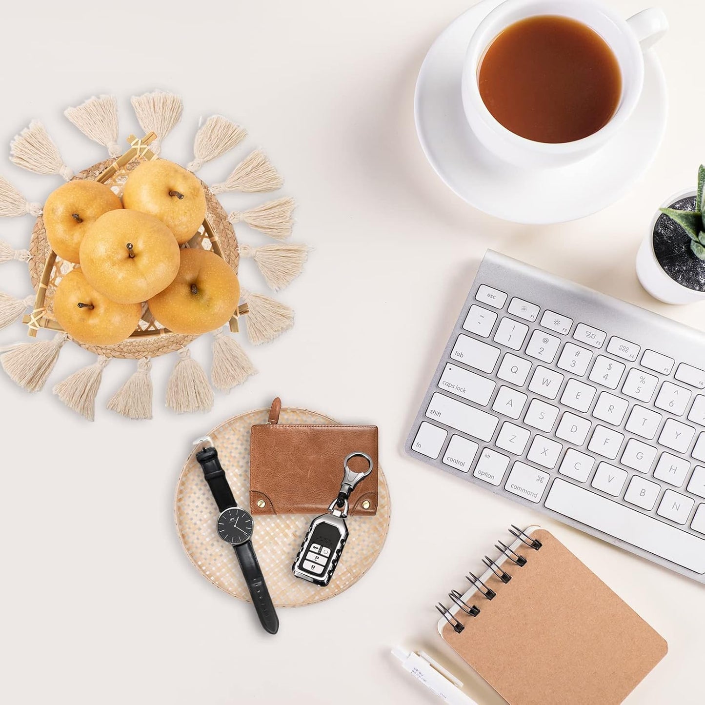 LOCS MICRAI Boho Wall Basket Decor Set of 3 - Flat Woven Basket Wall Hanging Decor,Round Tassels White Macrame Tapestry Wall Decor Art,Handmade Rattan Wicker Seagrass Home Wall Baskets Decor