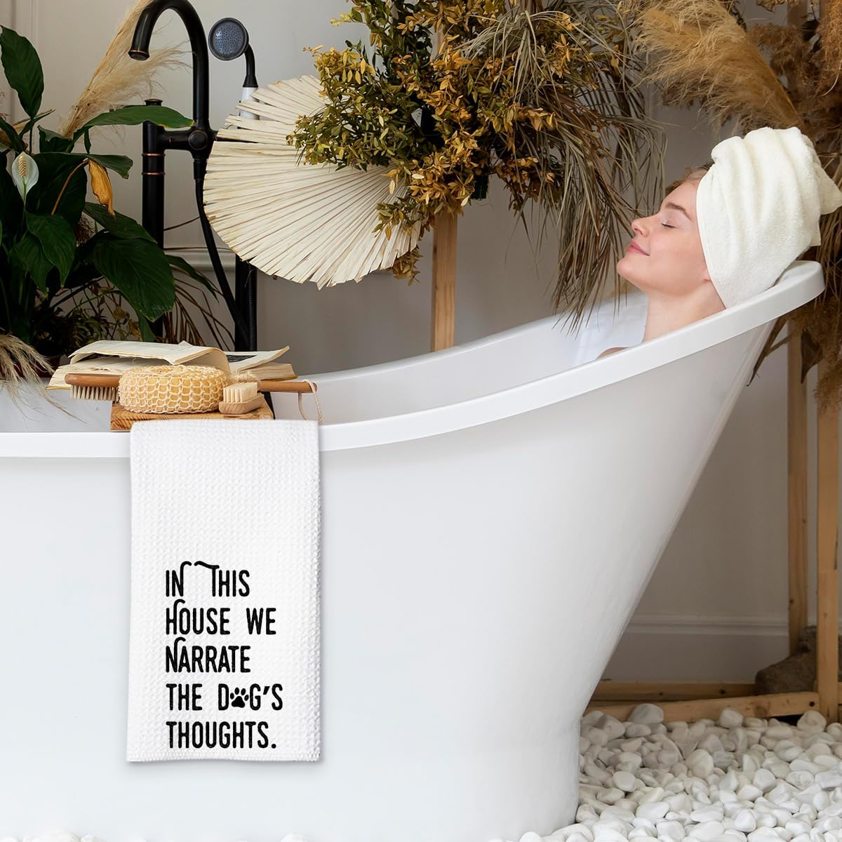 Dog Kitchen Towel, Waffle Weave Microfiber Dish Towel, in This House We Narrate The Dog's Thoughts, Funny Pet Decor Gift for Dog Moms, Animal Lovers