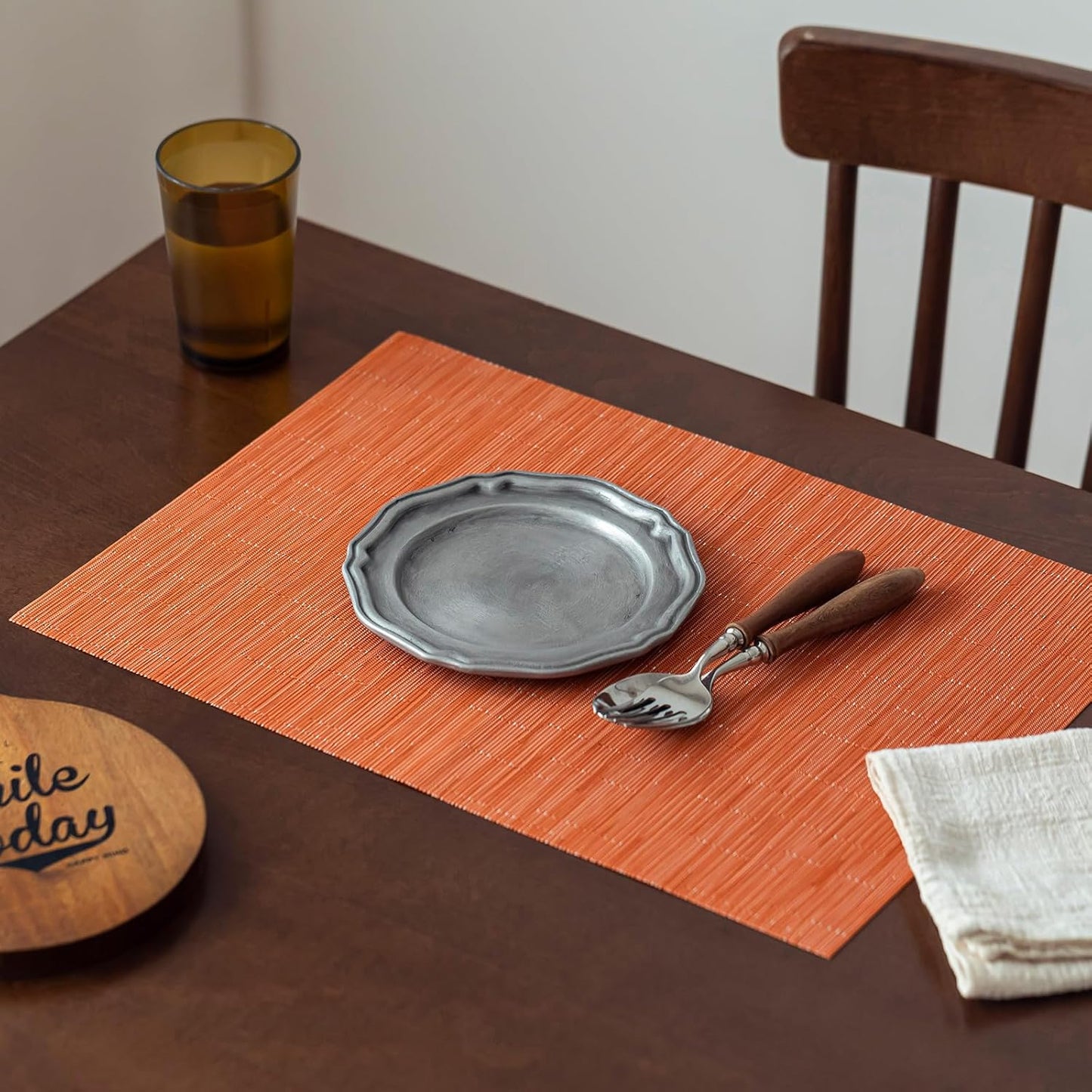 LEXMORE Placemats Set of 6 Vinyl/Plastic Woven Place Mats for Kitchen Table Indoor/Outdoor Washable Placemat Wipeable Dining Table Mats(Orange)