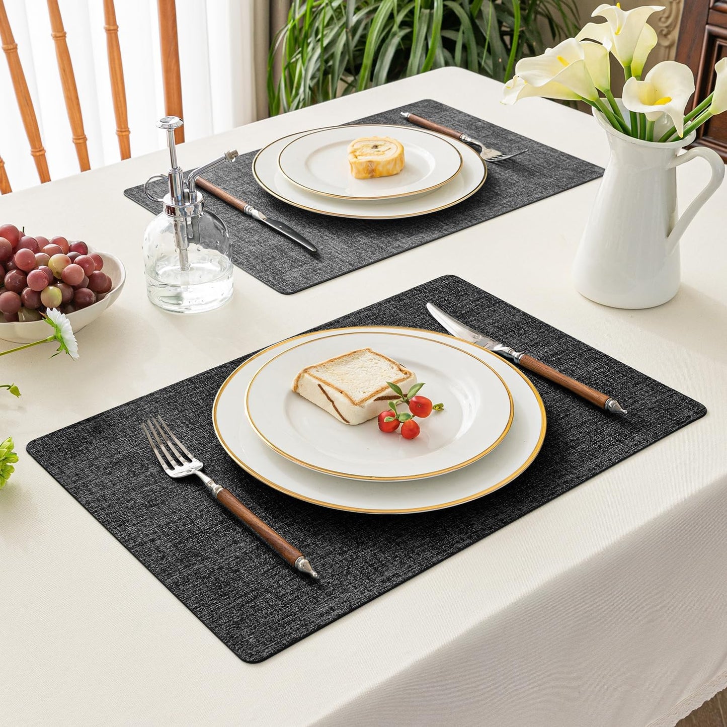 Romanstile Reversible Vinyl Placemats Set of 4, Faux Leather 100% Waterproof Oil-Proof Wipeable Place Mats, Heat Resistant Dual Sided Table Mats for Kitchen/Dining/Party (Grey Black, 12 x 17 Inch)