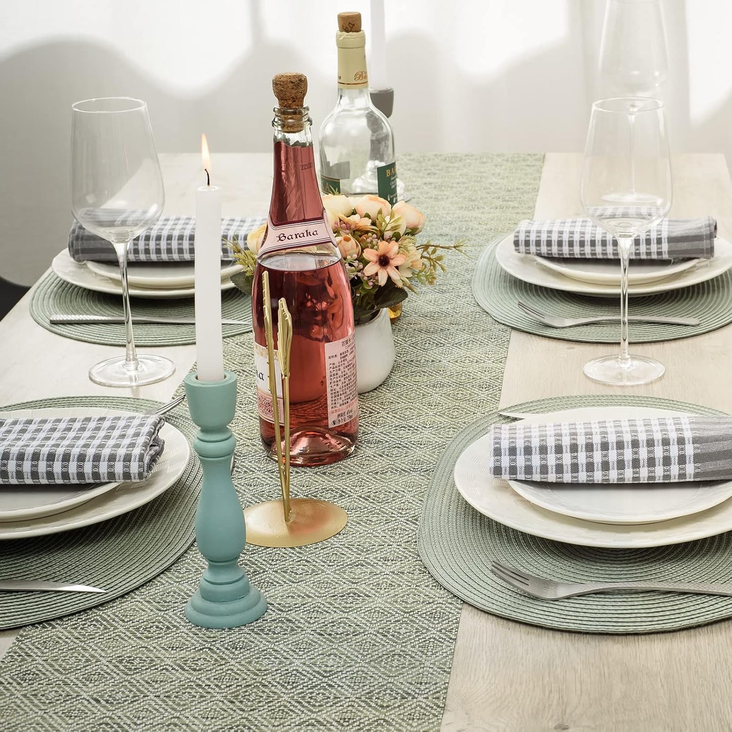 AHHFSMEI Placemats Set of 6 for Dining Table Washable Woven Vinyl Non-Slip 18x12 inches Placemat Heat-Resistant Durable Table Mats for Dining Table Easy to Clean (Sage Green, 6)