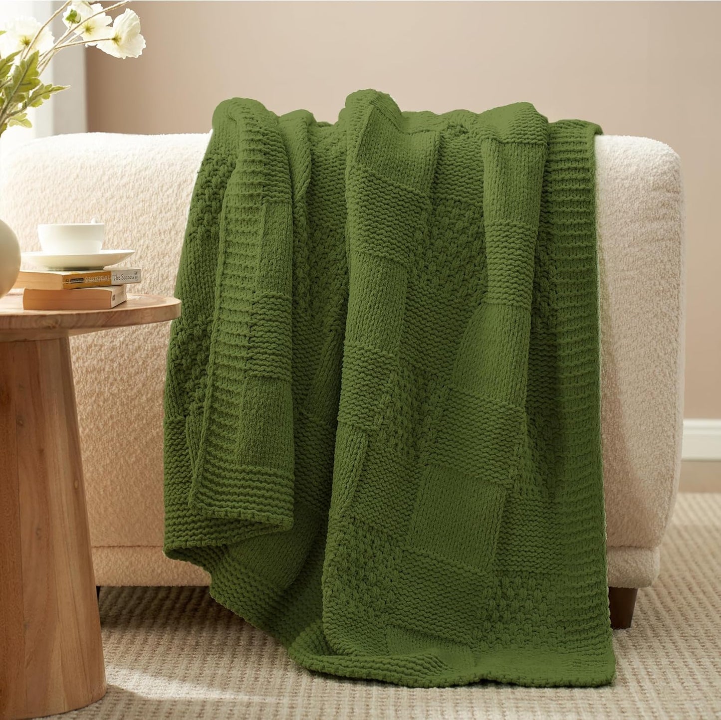 Amélie Home Chenille Knit Throw Blanket for Couch, Checkered Texture Decorative Soft Blanket for Sofa, Bed & Living Room, 50"x60", Olive Green