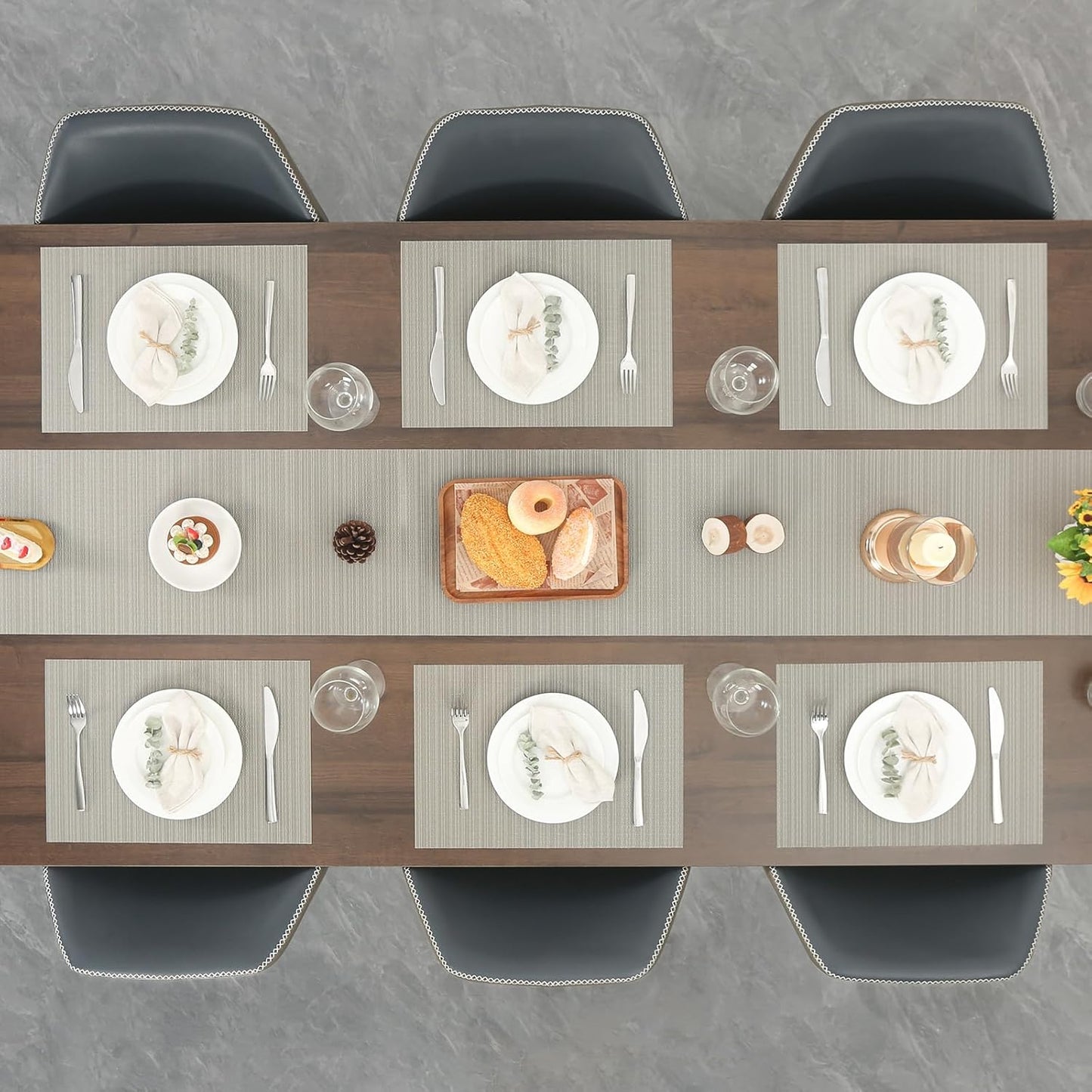 Myir JUN Placemats Set of 8, Vinyl Woven Placemats Place Mats Indoor Set of 8 Washable Table Mats Non-Slip Place mats for Dining Table (Golden Silver, Set of 8)