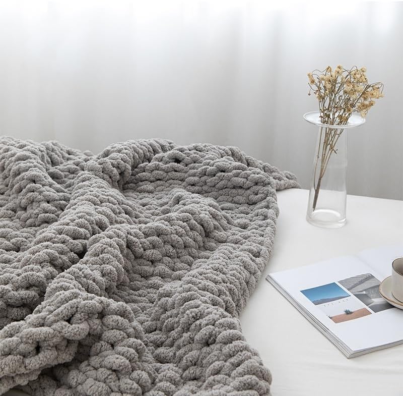 Chunky Knit Blanket Throw 40"×40", Hand Knitted Warm Chenille Throw Blanket, Home Decor Soft Thick Yarn Cable Knit Blanket, Soft Breathable Fleece Banket Christmas for Couch Bed Sofa Best Gift (Gray)