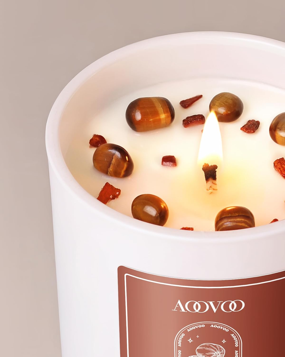 AOOVOO Nutmeg Beans Scented Candles for Women - Aromatherapy Candle with Crystals Inside, 10oz Soy Candles for Home Scented, Birthday Gifts Candle for Women Mom