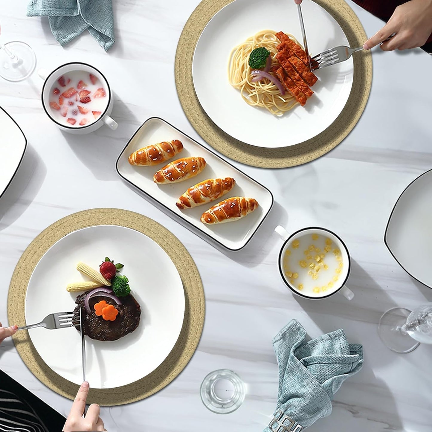 Round Placemats Set of 6, Cotton Rope Woven Table Mats, Hot Pads for Kitchen, Non Slip Heat Resistant Place Mats, 13 Inches Braided Placemat for Farmhouse Decor and Kitchen Table Decor (Khaki)