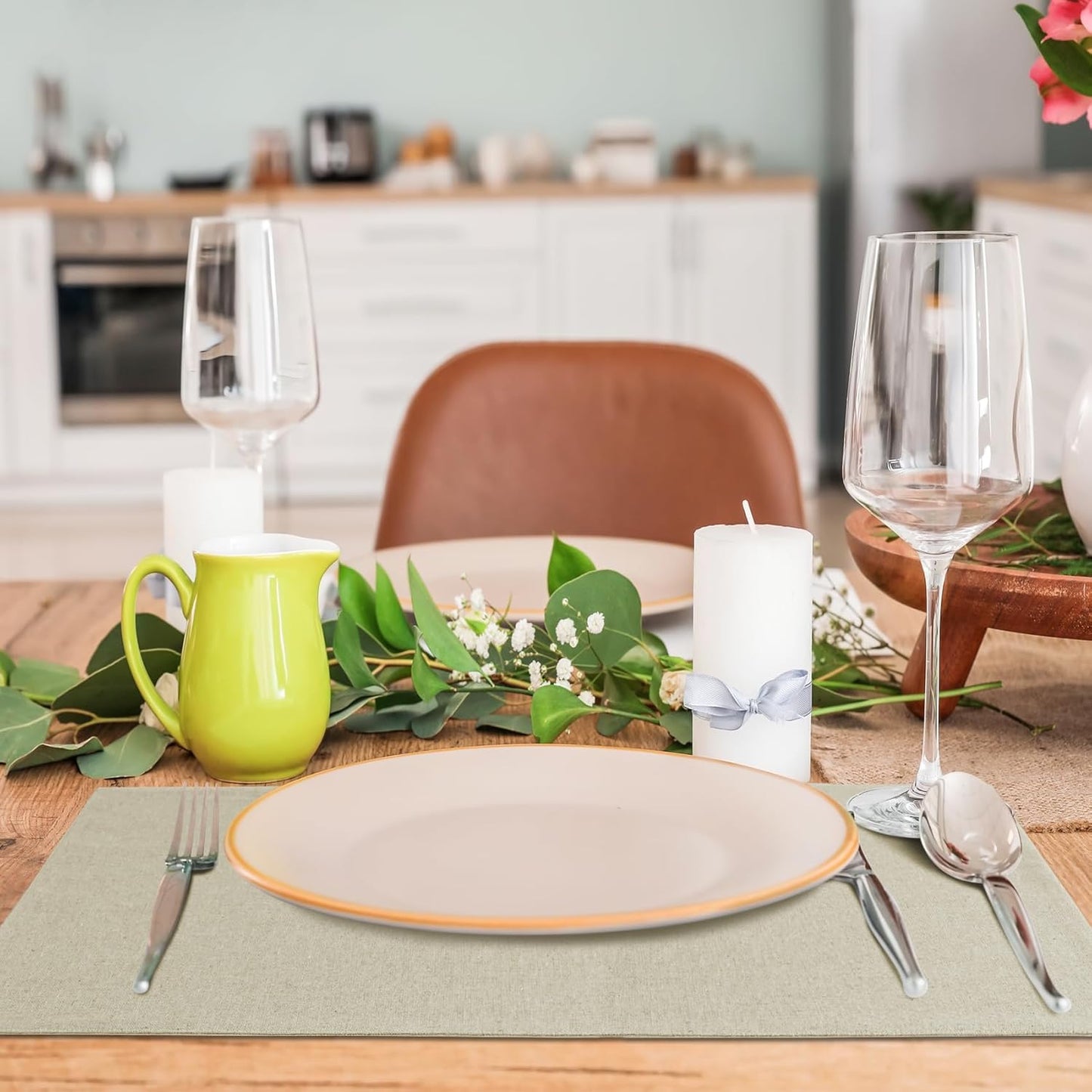 MANSPHIL Cloth Placemats Set of 6, Double Layer Faux Linen Place Mats Heat Resistant Washable Table Mats for Dining Kitchen Indoor Outdoor Use - 13x19 Inch Beige