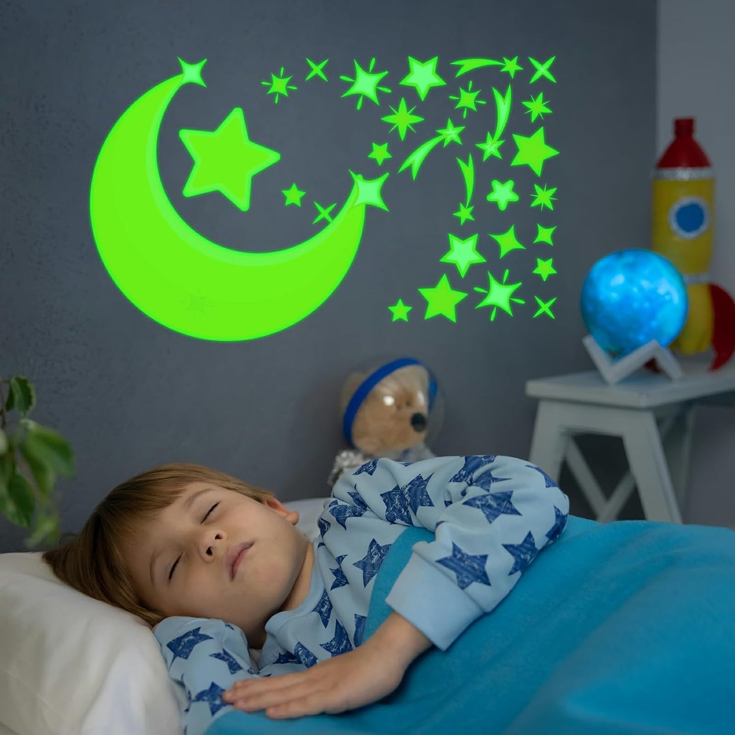 Glow in The Dark Moon Stars Stickers, 150 PCS Glowing Luminous Falling Star Wall Decals Moon Star Ceiling Stickers for Kids Boys Girls Bedroom Nursery Playroom Party Room Decor