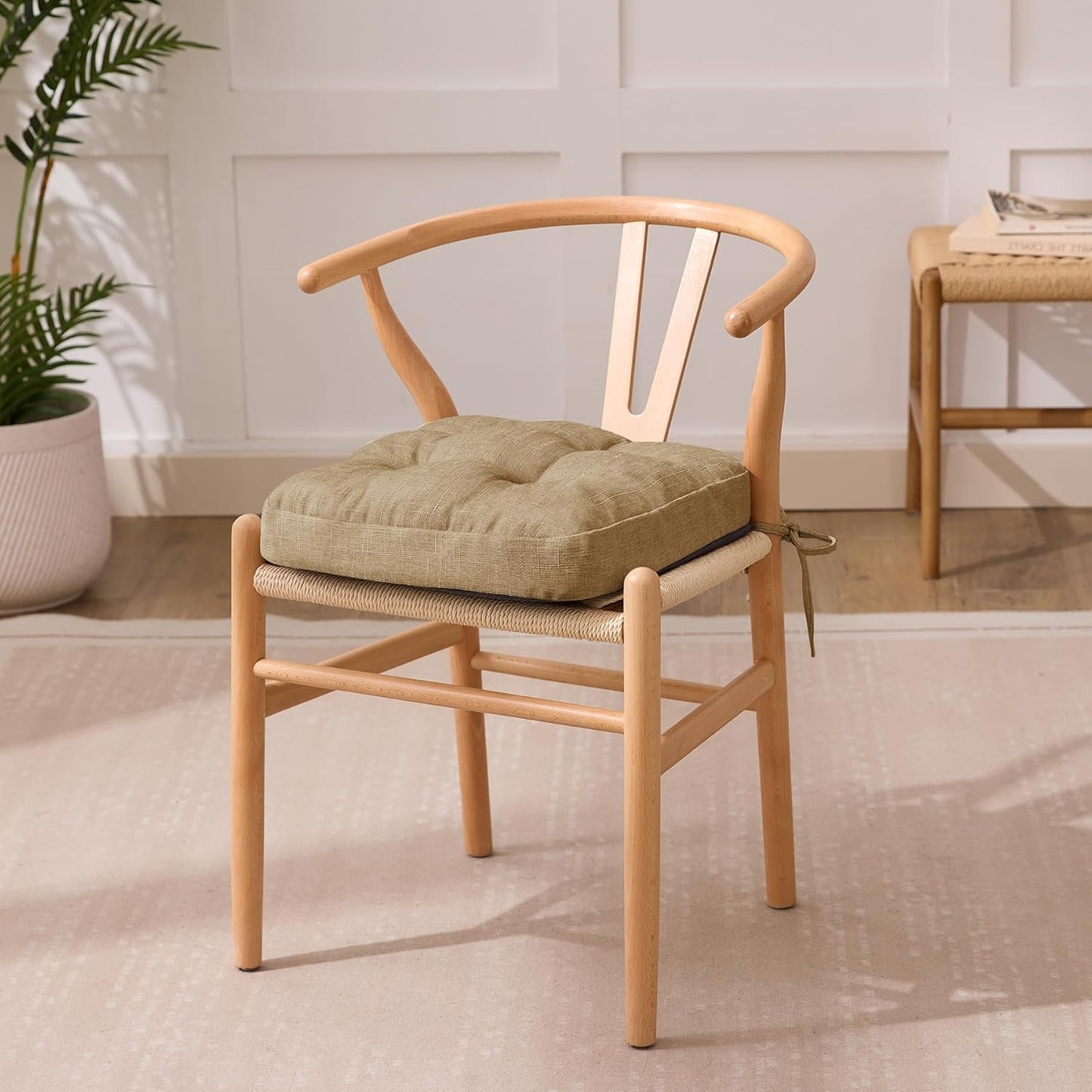 Chair Cushions for Dining Chairs, Dining Chair Cushions, Tufted Indoor Chair Pads with Ties & Non Slip Backing, Seat Cushions for Kitchen Chairs 16.5” x 16.5” x 3.5”, Set of 6, Khaki