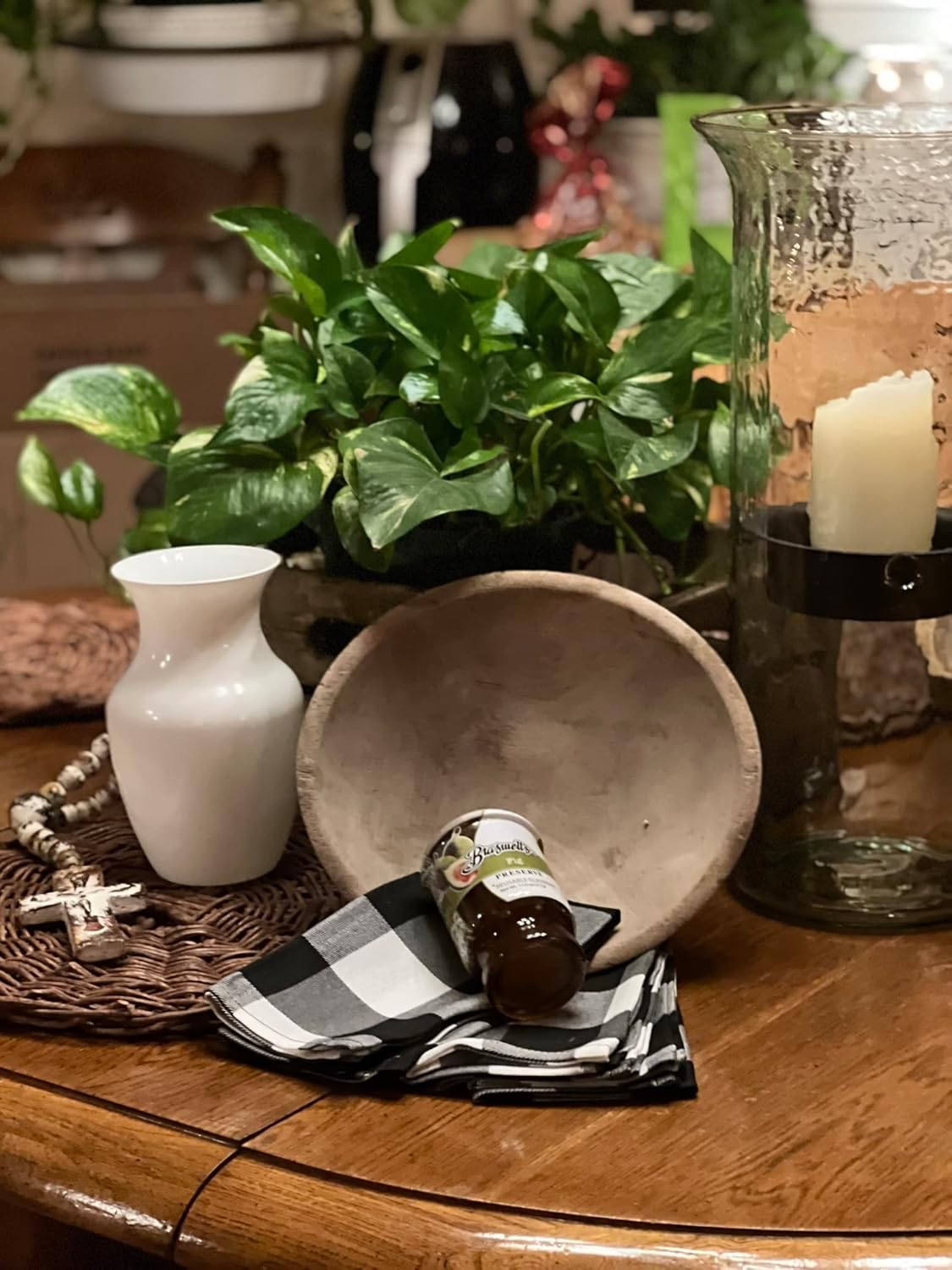 Floral Supply Online - 8" White Rose Vase and Flower Guide Booklet - Decorative Glass Flower Vase for Floral Arrangements, Weddings, Home Decor or Office.