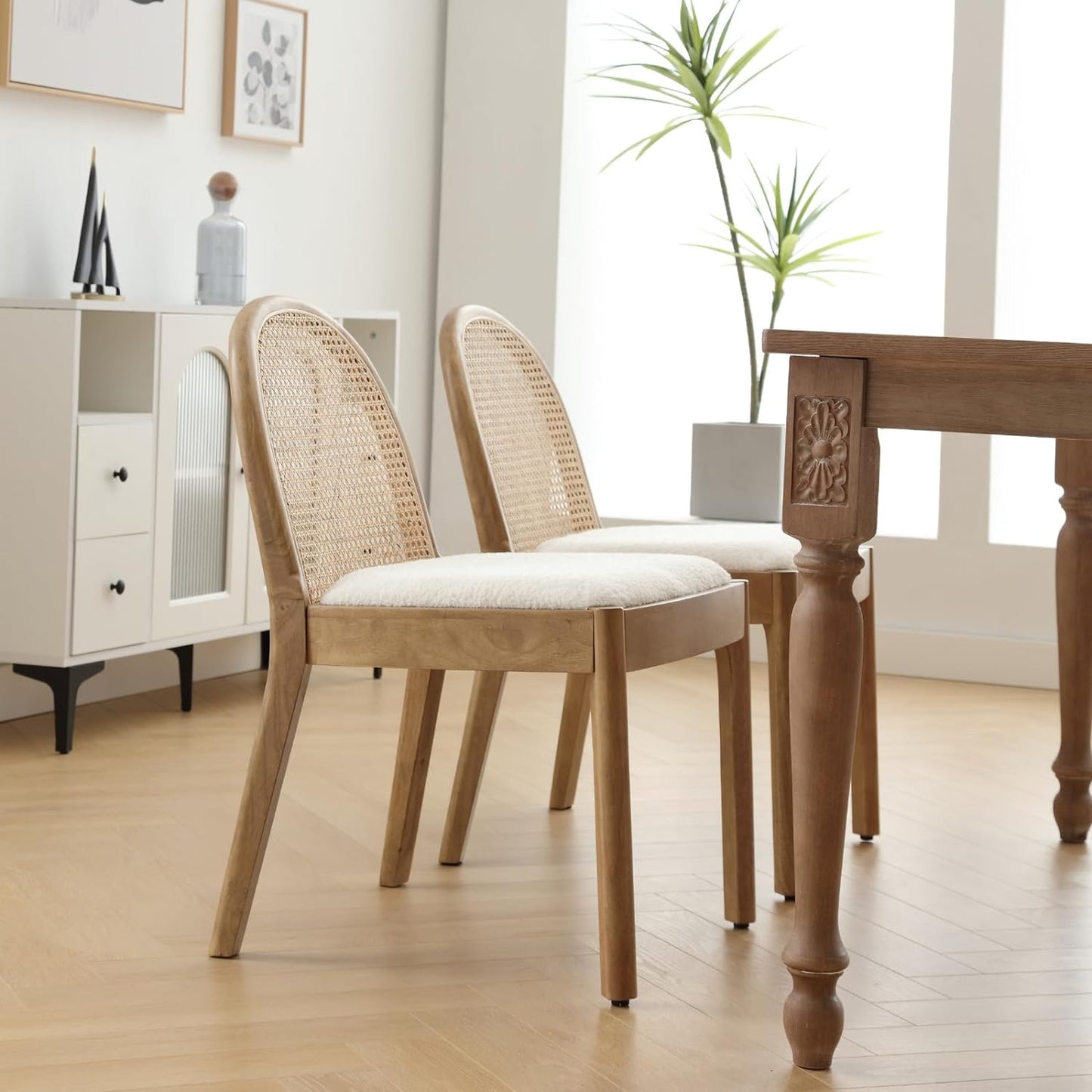 Mid Century Dining Chairs Set of 4, Accent Rattan Side Chairs Sherpa Fabric Kitchen Chair with Solid Wooden Legs for Living Room Dining Room, White