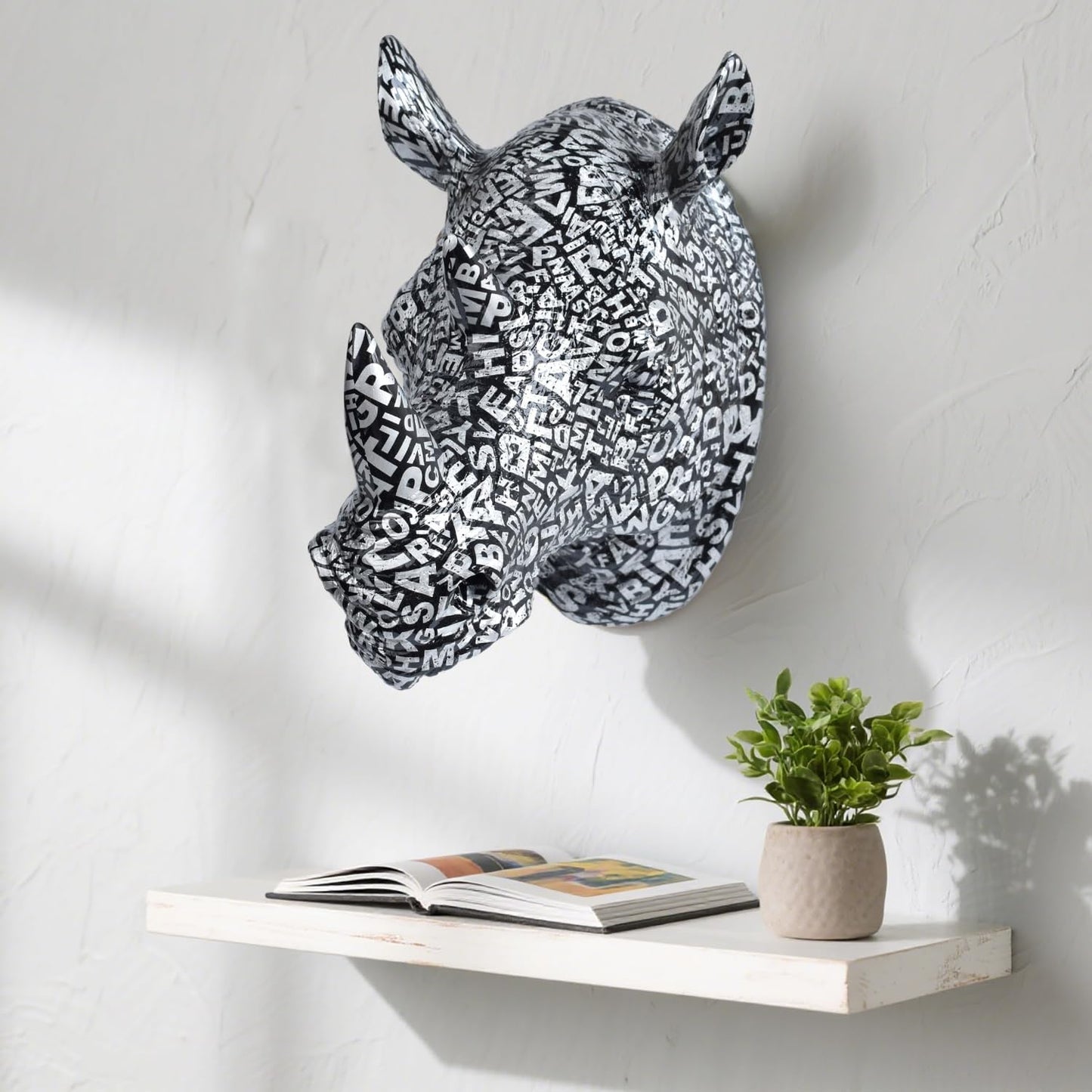 Rhino Head Wall Mount Resin Safari Animal Sculpture, Modern Faux Decor for Living Room Bedroom Office Realistic Wildlife Art Bust Black