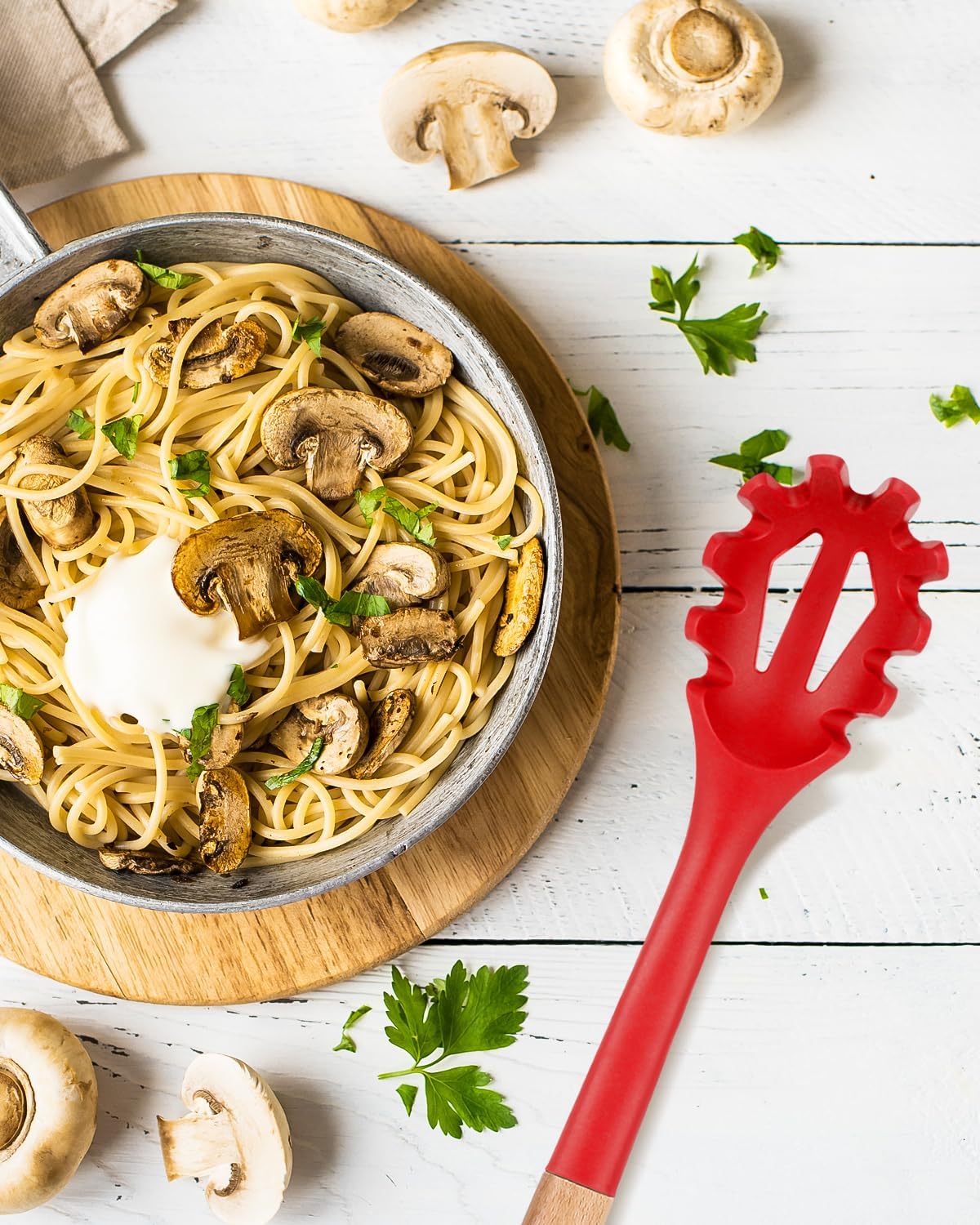 Silicone Pasta Fork, Kitchen Heat Resistant Noodle Spoon Server, BPA Free Spaghetti Strainer,12.8 inch (RED)