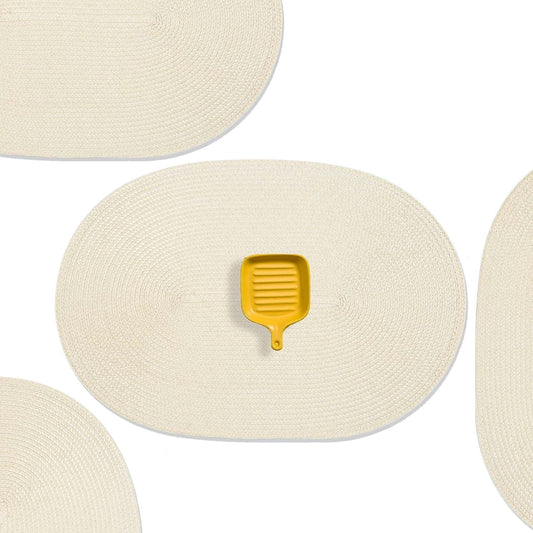 AHHFSMEI Placemats Set of 6 for Dining Table Washable Woven Vinyl Non-Slip 18x12 inches Placemat Heat-Resistant Durable Table Mats for Dining Table Easy to Clean (Oval Beige, 6)