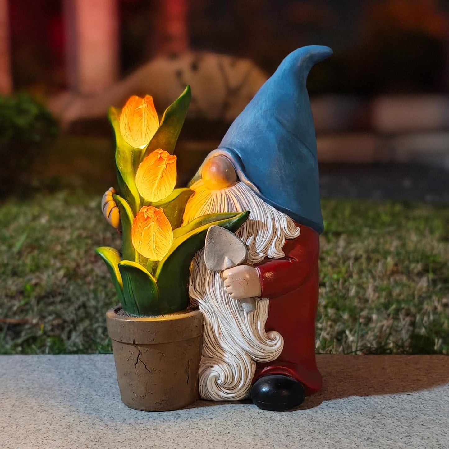 COWOS Garden Gnome Statue, Sculpture of a Dwarf Holding a Shovel and a Flower Pot, Solar Gnome Statues Outdoor Decor, Outside Lawn Patio Yard Ornament Gifts