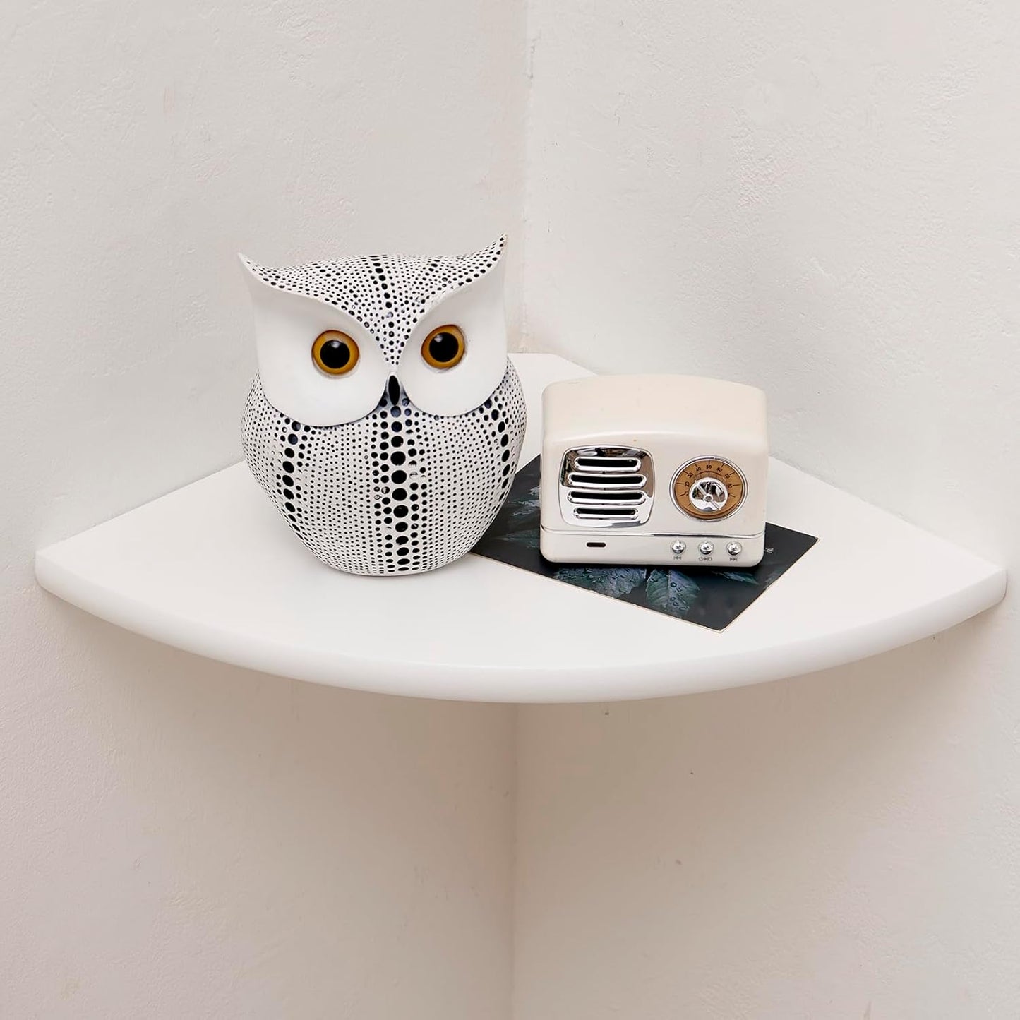 Corner Shelf, White Solid Oak Wood Floating Corner Shelves Wall Mount Round End Floating Speaker Rack Display Shelf for Small Plant Photo Frame (White, 7in)