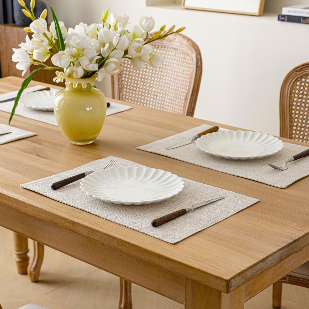 Placemats Set of 8, Bilayer Thickened Linen Place Mats Heat Resistant Machine Washable Wrinkle Free Carefully Selected Polyester Mats for Kitchen/Dining/Coffee Table (Cream Beige)