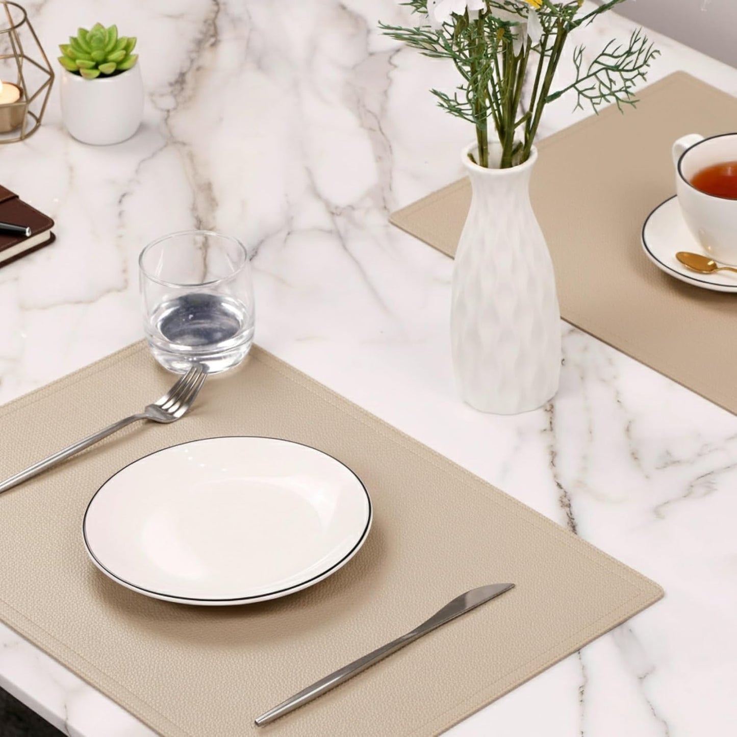 Faux Leather Gold Placemats, PU Table Mats, Set of 4, Waterproof, Heat Resistant, Non-Slip, Easy to Clean for Kitchen Dining Table,Conference Table