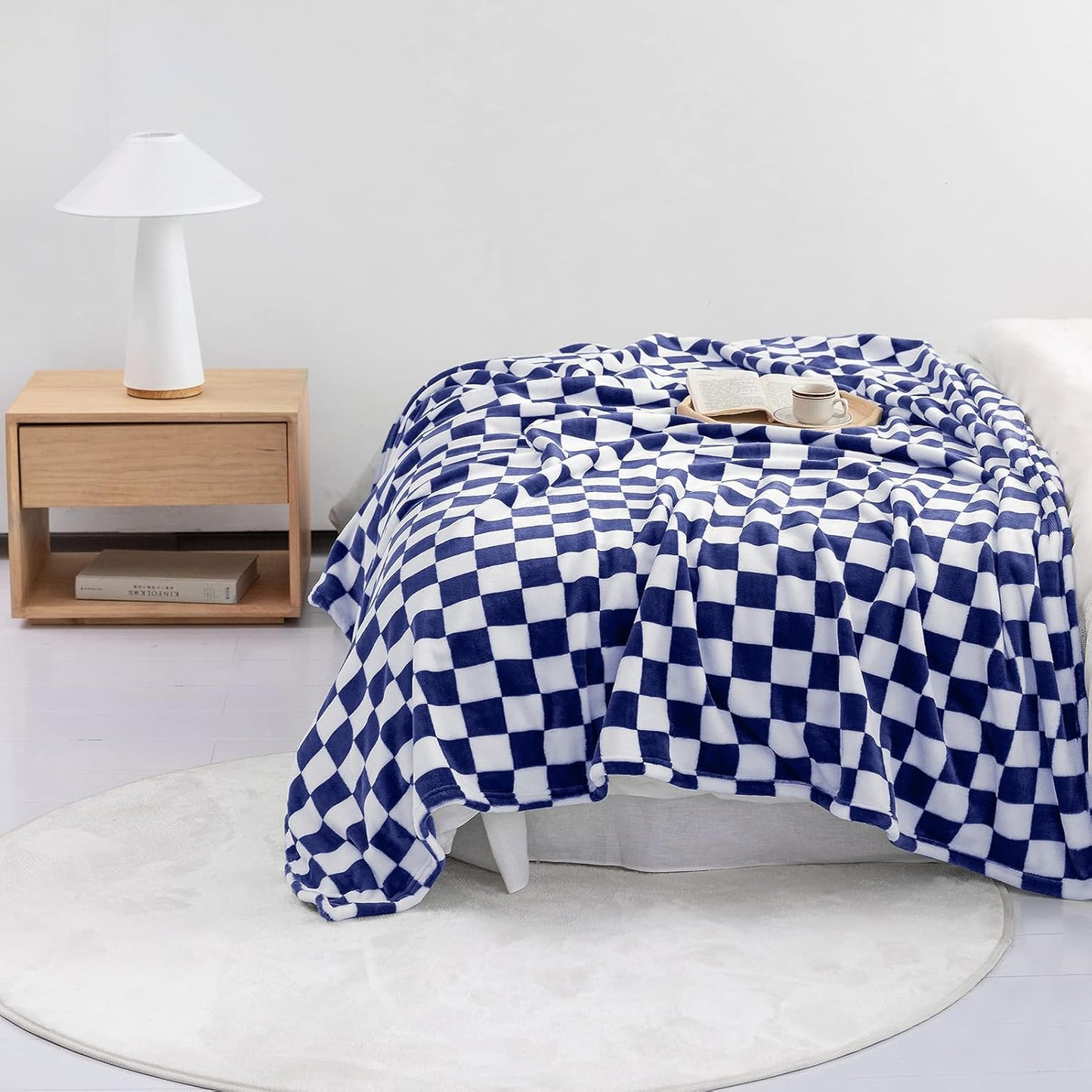 LOMAO Throw Blankets Flannel Blanket with Checkerboard Grid Pattern Soft Throw Blanket for Couch, Bed, Sofa Luxurious Warm and Cozy for All Seasons (Dark Blue, 60"x80")