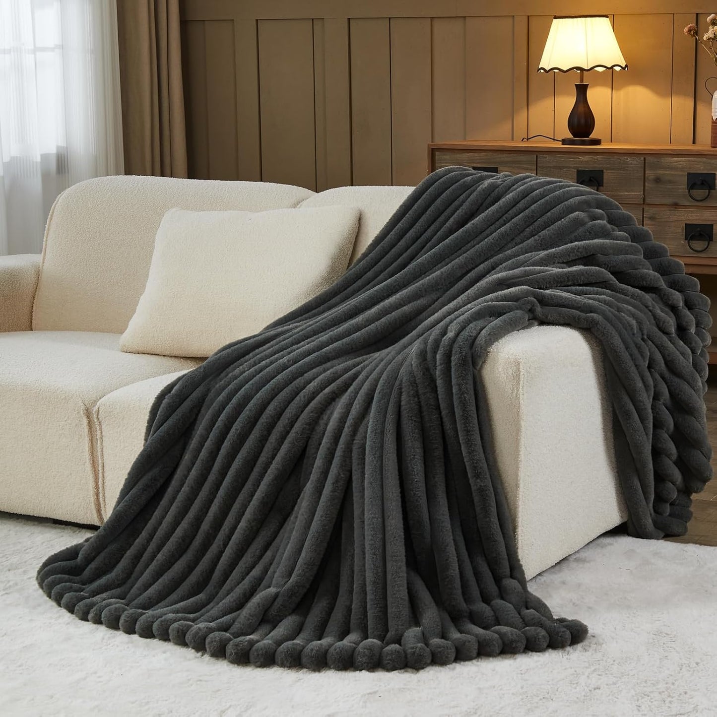 NEWCOSPLAY Faux Fur Twin Blanket Grey 3D Ribbed Plush Thick Warm Blanket for Couch Sofa Bed 850GSM (Grey Ribbed, Twin(60"x80"))