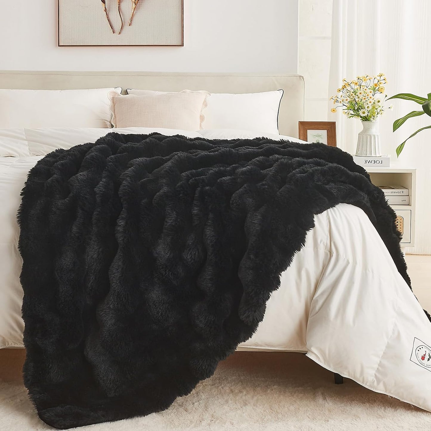 Lotus Karen Faux Fur Throw Blanket Black - Big Bubble Rabbit Fluff Blanket for Couch, Small Fluffy Fuzzy Cozy Blanket, Thick Furry Plush Shaggy Blankets, 50x60 Inches