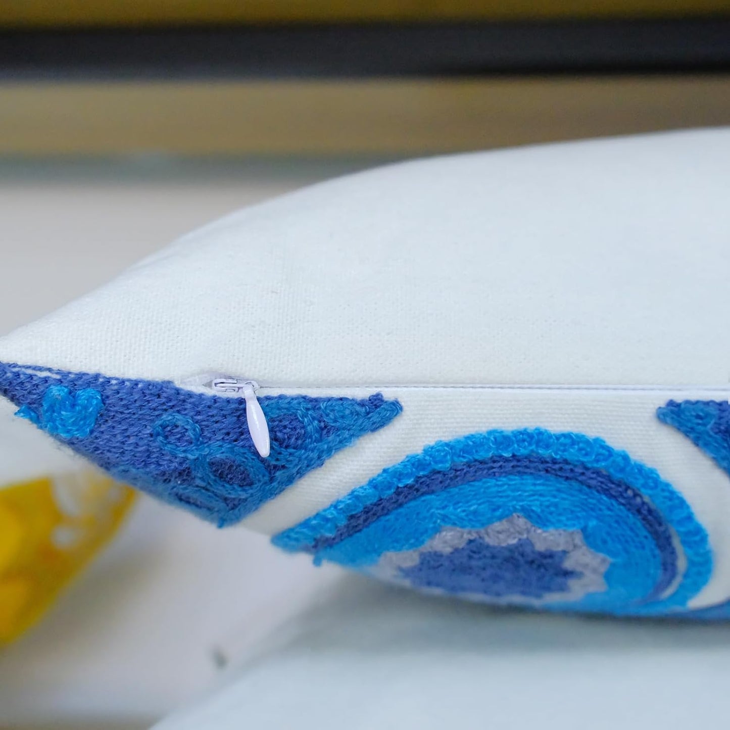 Embroidered Decorative Throw Pillow Cover, 18"x18" Set of 2, Farmhouse Pillowcase Blue Sea Star Knit Pattern Cotton Canvas Cushion Case Square Floral Pillow Case for Sofa Couch Bed Living Room