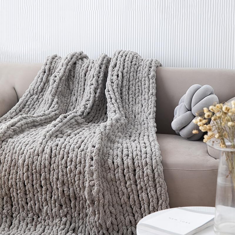 Chunky Knit Blanket Throw 40"*60", Hand Knitted Warm Chenille Throw Blanket, Home Decor Soft Thick Yarn Cable Knit Blanket, Soft Breathable Fleece Banket Christmas for Couch Bed Sofa Best Gift (Gray)