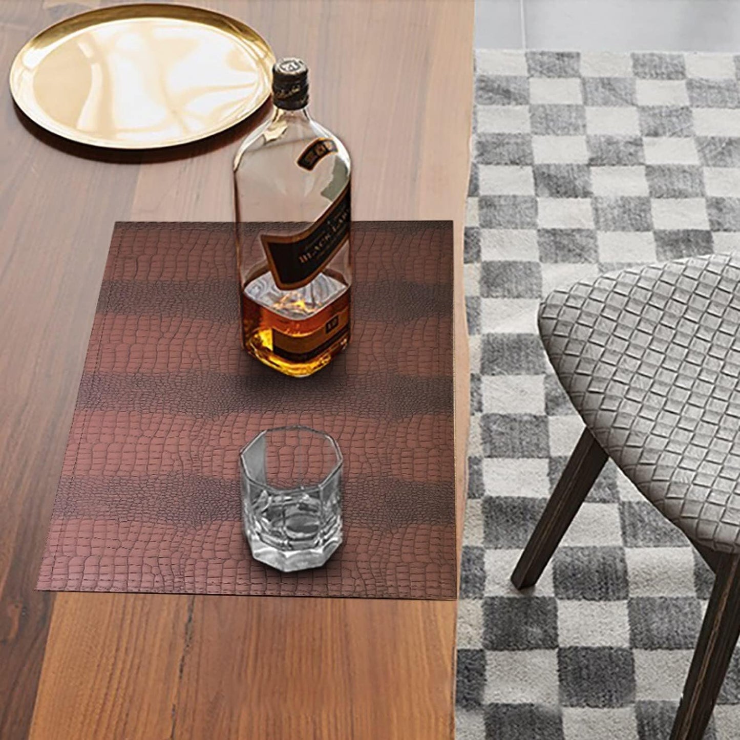 Faux Leather Placemats, PU Table Mats, Waterproof, Stain Resistant, Heat Resistant, Non-Slip Easy to Clean for Kitchen Dining Table, Conference Table, Brown