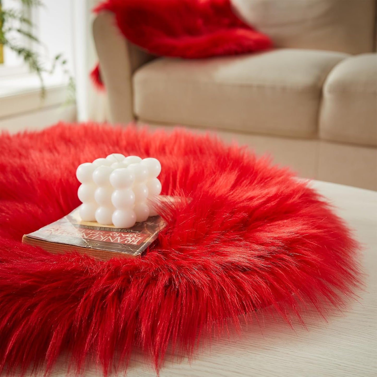 AMTOVO Faux Fur Rug, Red Area Rug, Fluffy Sheepskin Rug, Fuzzy Ultra Soft 2 x 4 ft Shag Rugs for Bedroom Sofa Throw Cushion Room Decor, Sheepskin
