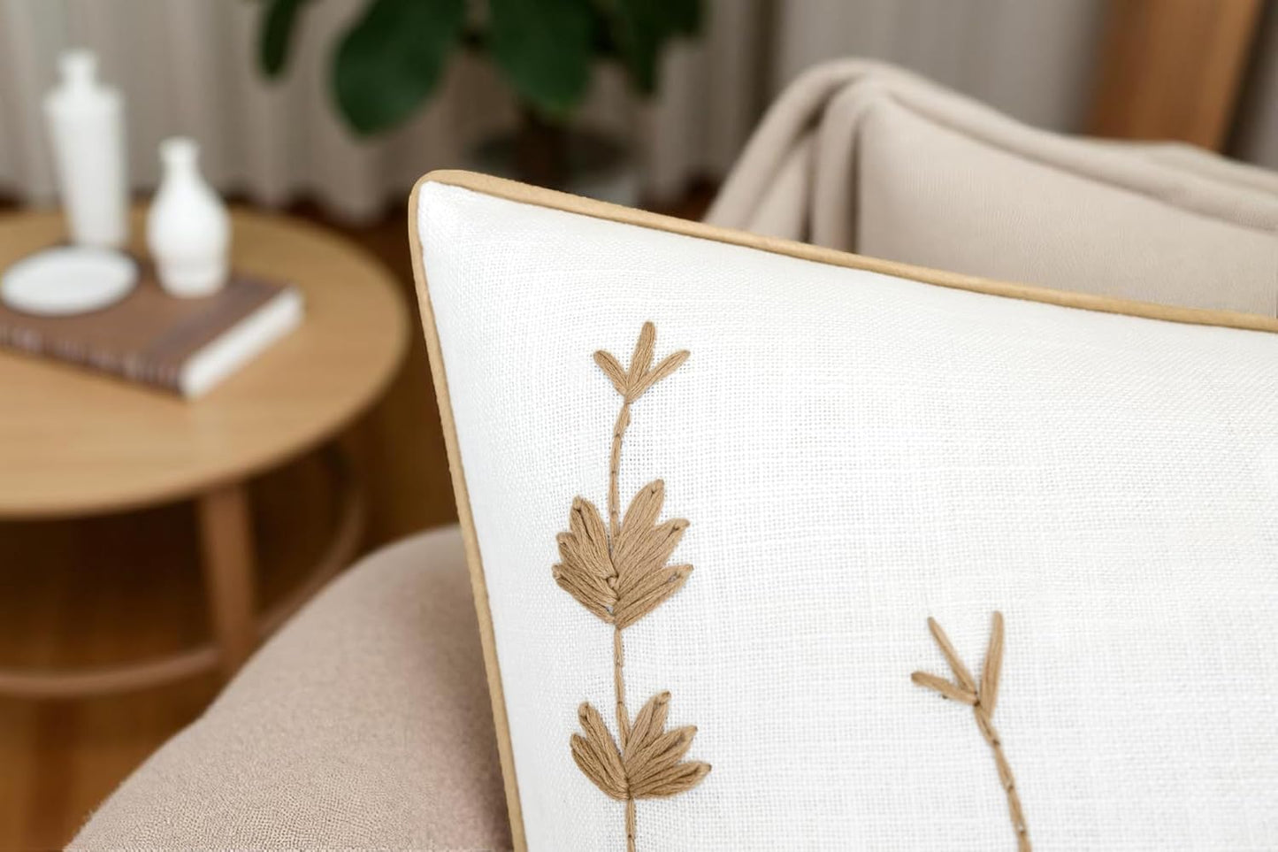 VAGMINE Hand Embroidered Daisy Accent Throw Pillow Cover - 20x20 Inches Square - 100% Cotton Ivory Decorative Cushion Cover for Couch, Sofa, Living Room - Textured Embroidery - Cozy Floral Home Décor