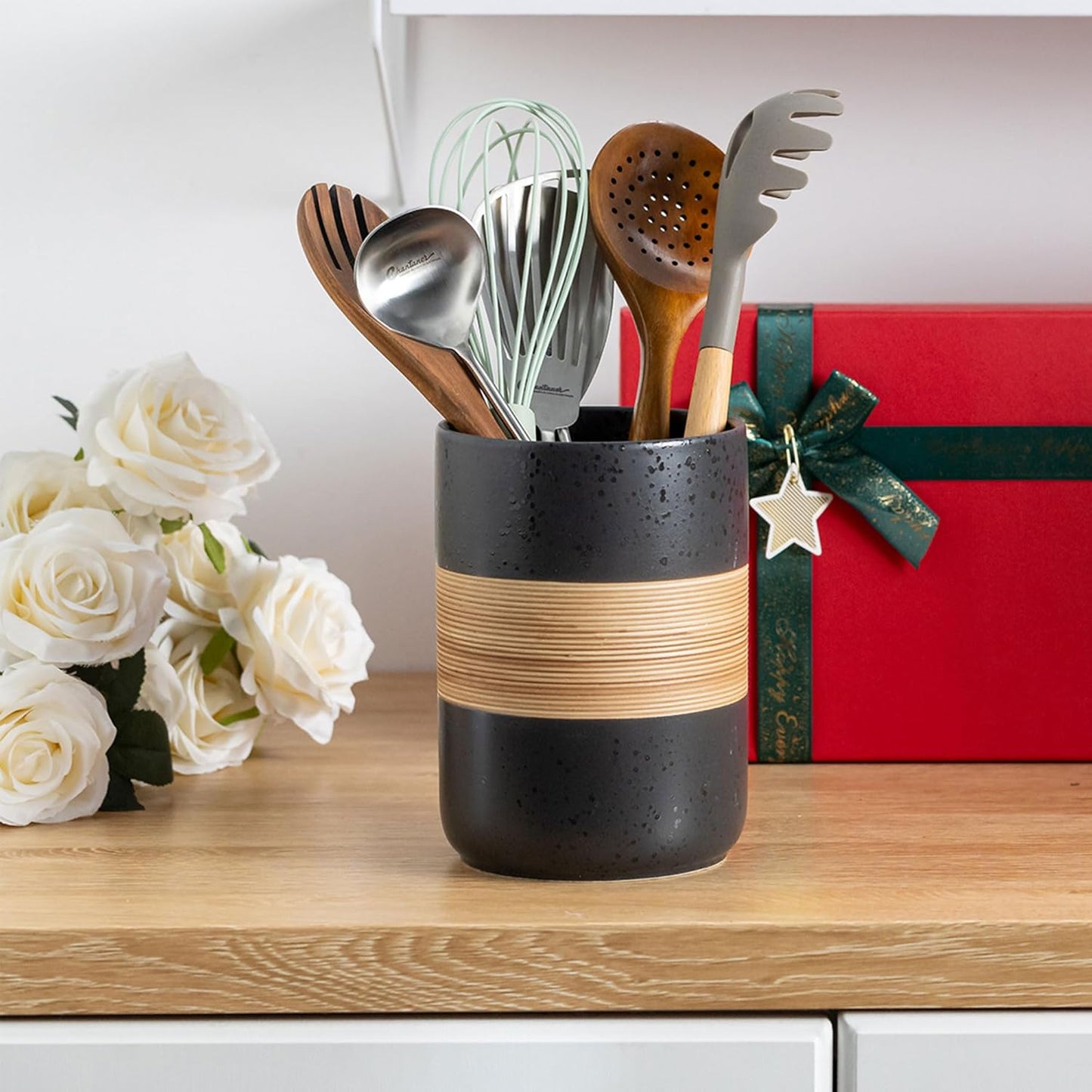 Large Storage Containers with Lids, Ceramic Coffee Container Kitchen Food Storage Jars for Spice Sugar Tea Bag, Stackable Decorative Jars for Counter, Black & 61oz