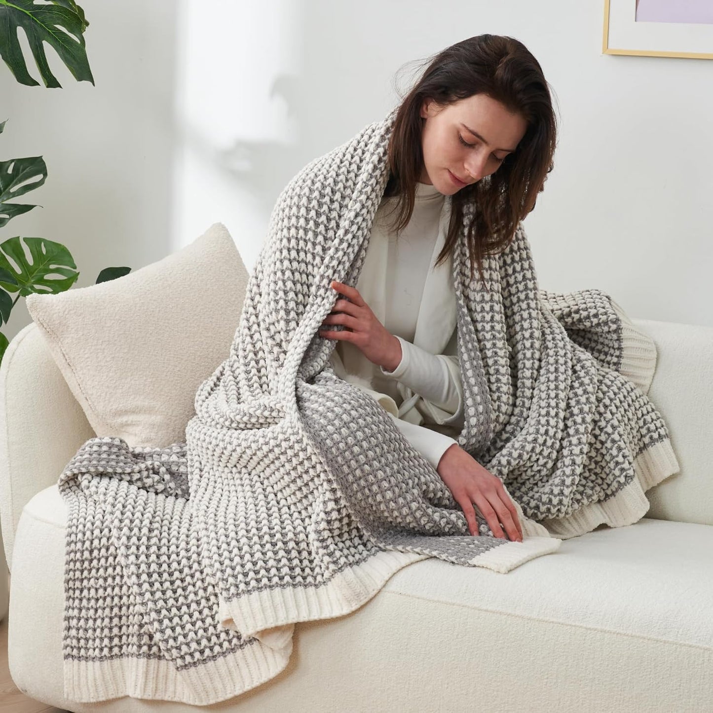 Amélie Home Chenille Waffle Throw Blanket for Couch, Reversible Pineapple Stitch Knit Soft Cozy Knit Blanket Lightweight Warm Decorative Throw for Sofa, Bed, Living Room, 50"x60", Grey&Ivory