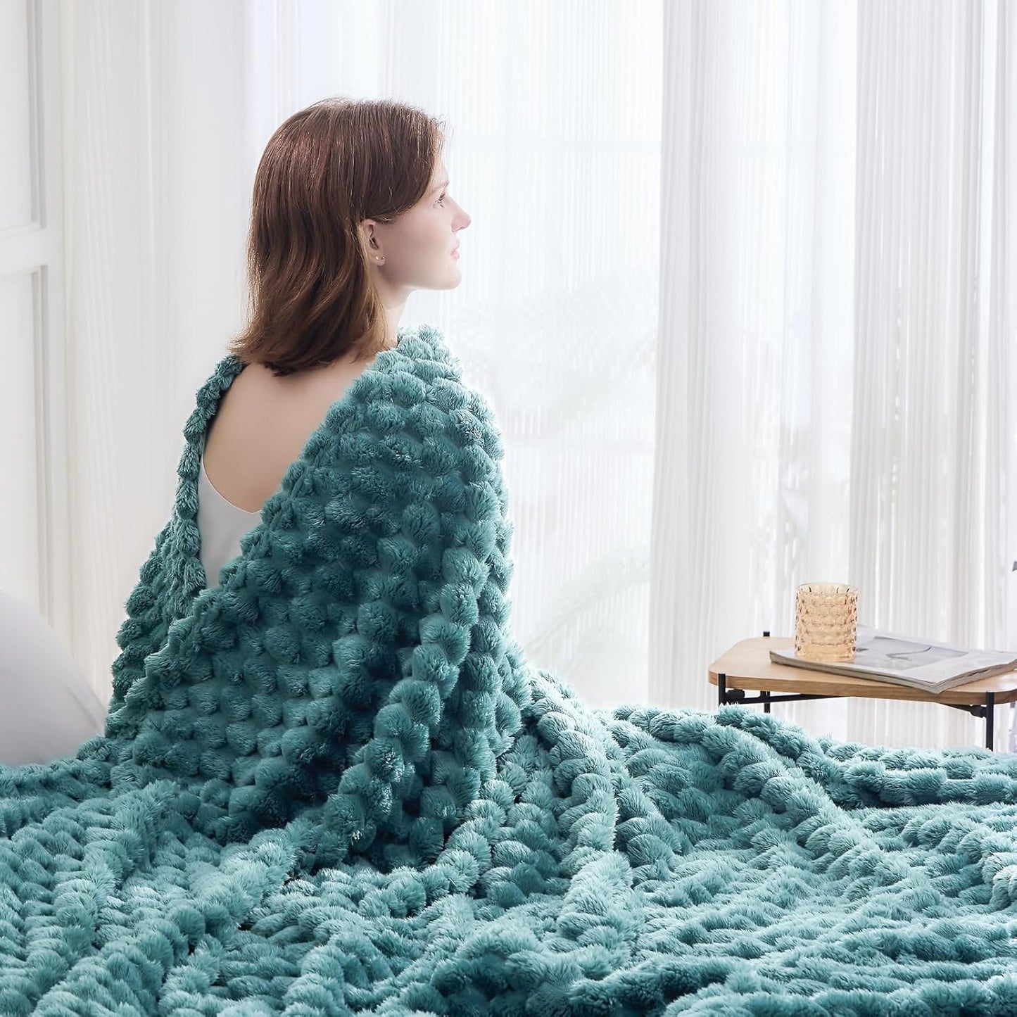 NEWCOSPLAY Super Soft King Blanket Light Teal Premium Silky Flannel Fleece 3D Clouds Stylish Jacquard Lightweight Bed Blanket All Season Use 350GSM (Light Teal, King(90"x110"))