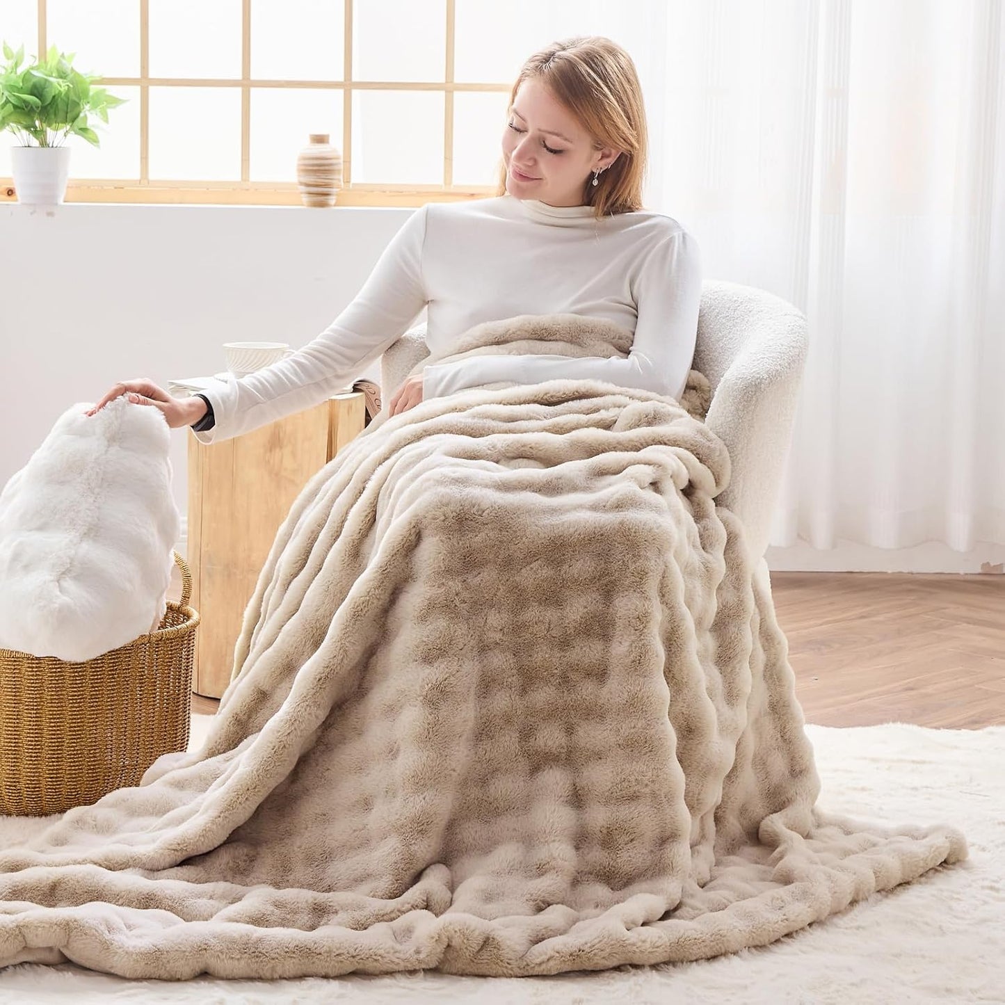 NEWCOSPLAY Faux Fur King Blanket Linen Bubble Blanket Thick Warm Soft for Couch Sofa Bed 550GSM (Linen, King(90"x110"))