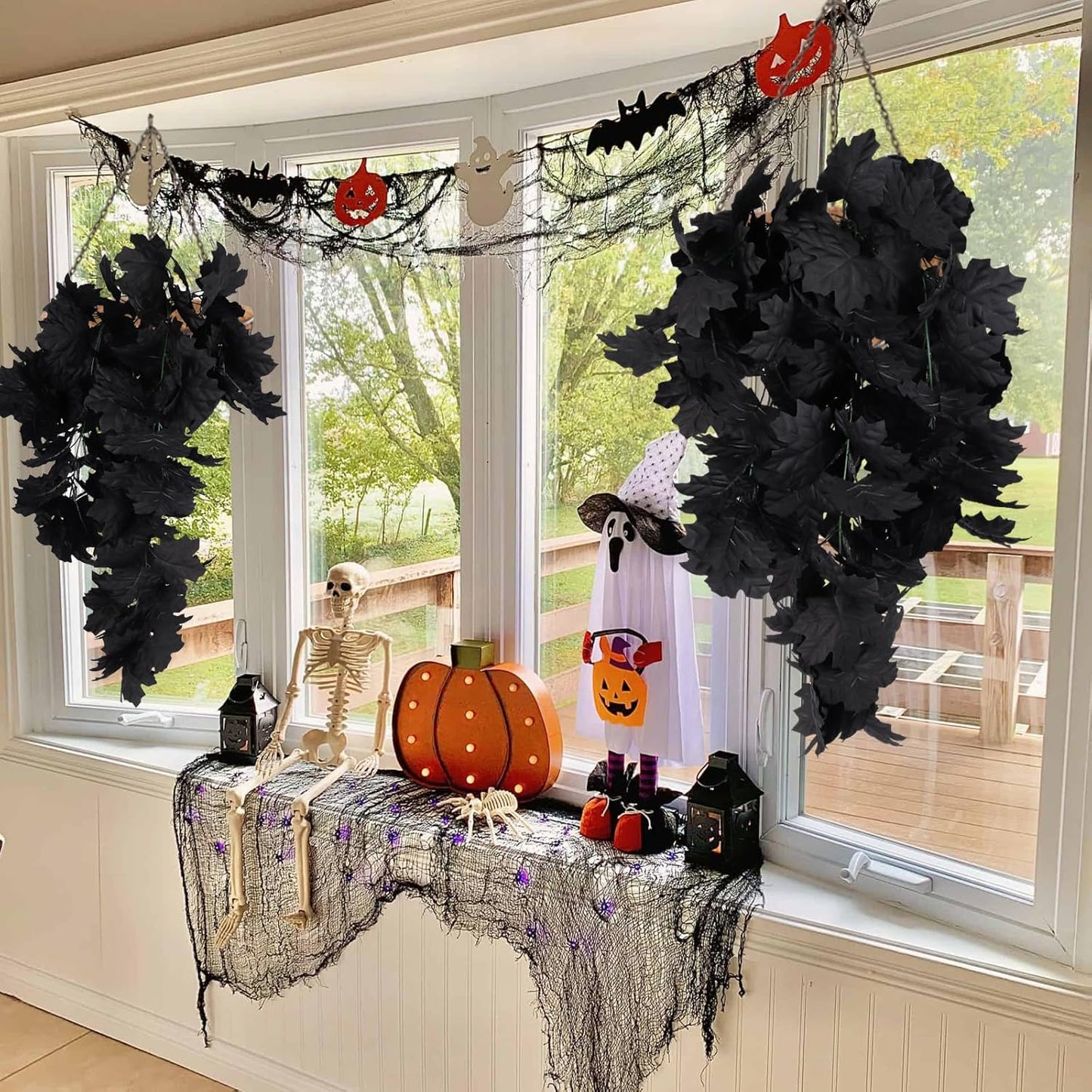 RECUTMS Black Maple Leaf Artificial Hanging Plants Fake Plants Faux Fall Leaves Halloween Faux Plants Autumn Leaves Artificial Wall Hanging Indoor Outdoor Halloween Decoration（Black）