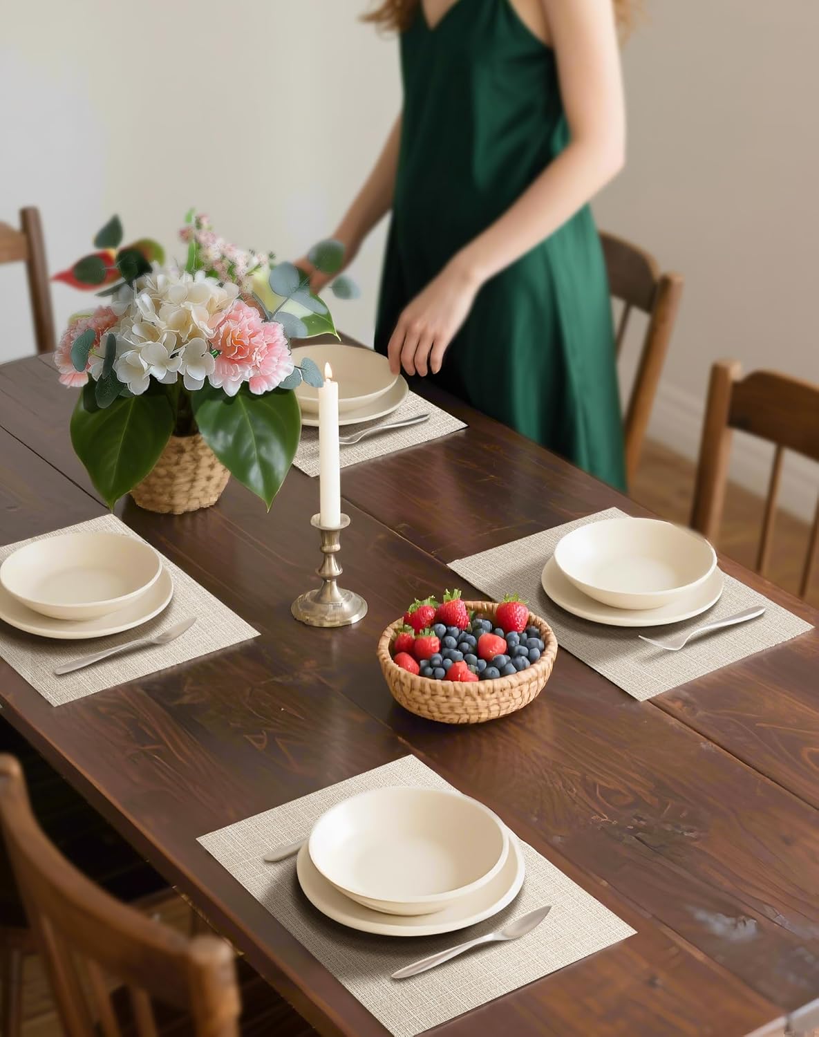 Leetaltree Beige Placemats Set of 8 - Heat Resistant Non-Slip Place mats for Dining Table, Washable Durable PVC Vinyl Woven Table Mats（Beige, 8）