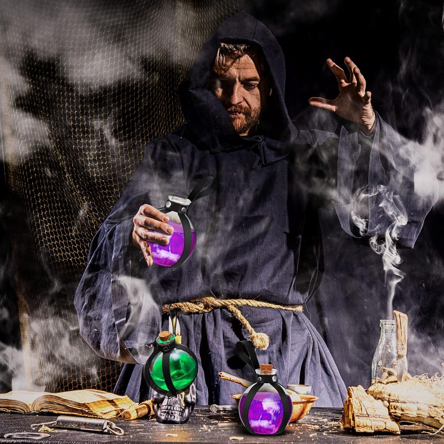 Patelai 2 Pcs Halloween Glass Potion Bottles with Belt Cork Renaissance Witch Costume Accessories Witch Props Potion Bottle for Halloween Party Decor Cosplay DIY Crafts Gift (Black)