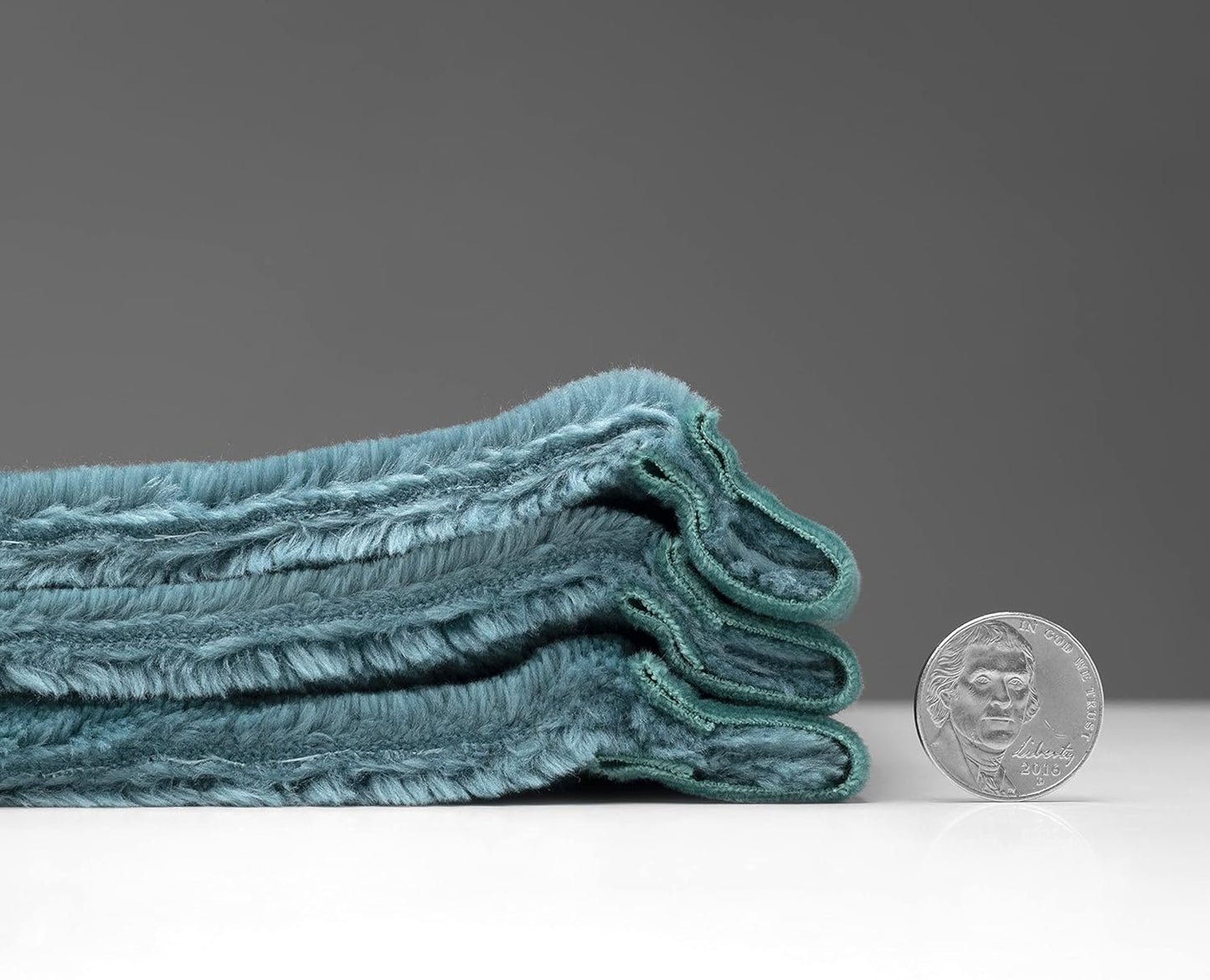 Mellowdy Extra Thick Hearty Plush Flannel Blanket (Deep Turquoise, 60x80) - 500GSM Twin Size Warm Blanket for Winter, Fall | Soft, Fluffy, Cuddly, Perfect for Bed, Oversized Throw for Couch, Sofa