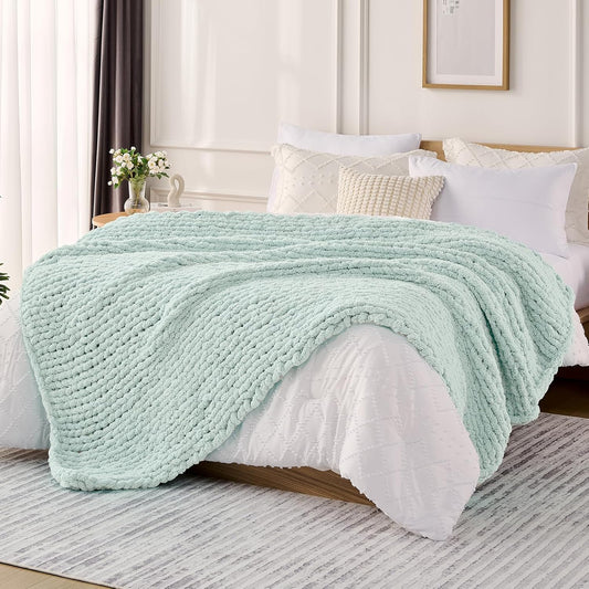L'AGRATY Chunky Knit Blanket Throw: 50''x60'' Chenille Chunky Knitted Throw Blanket for Bed Couch - Handmade Thick Big Cable Knit Blanket - Large Crochet Rope Blanket for Home Decor(Mint Green)