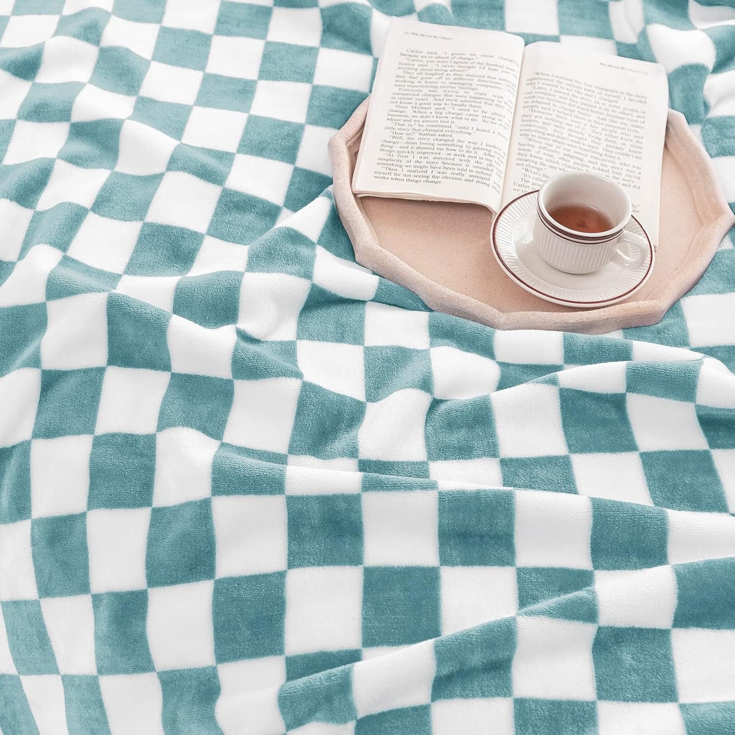 LOMAO Throw Blankets Flannel Blanket with Checkerboard Grid Pattern Soft Throw Blanket for Couch, Bed, Sofa Luxurious Warm and Cozy for All Seasons (Light Blue, 60"x80")