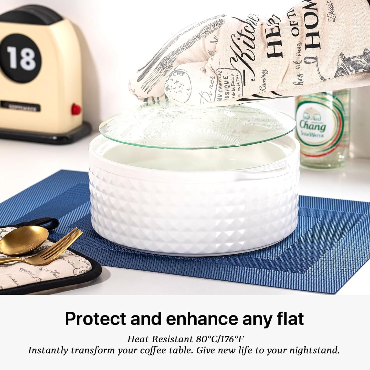 LEXMORE Placemats Set of 8 Vinyl/Plastic Woven Place Mats for Kitchen Table Indoor/Outdoor Washable Placemat Wipeable Dining Table Mats(Navy Cube)