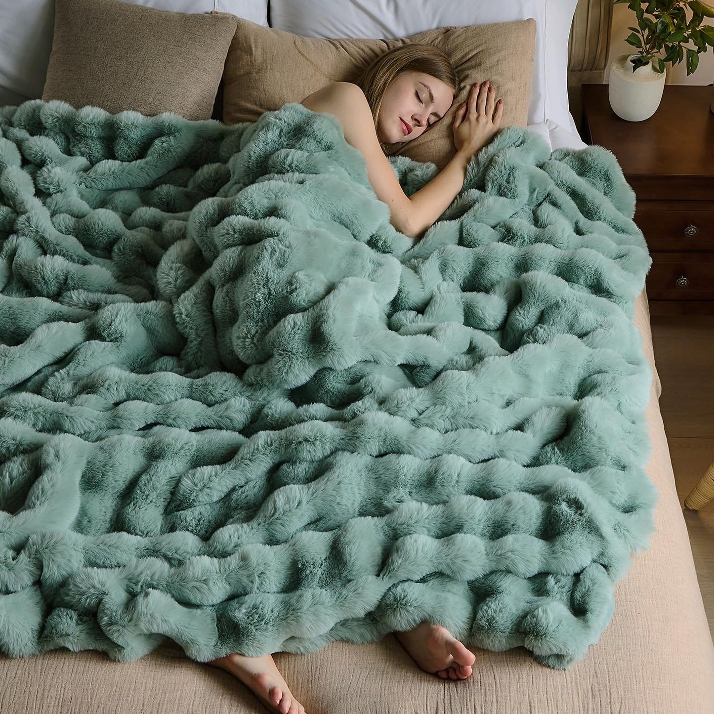 Lotus Karen Faux Fur Throw Blanket Sage Green - Big Bubble Rabbit Fluff Blanket for Couch Bed Sofa,Softest Fluffy Fuzzy Cozy Blanket,Plush Thick Furry Shaggy Warm Blankets for Women,60x80 Inches