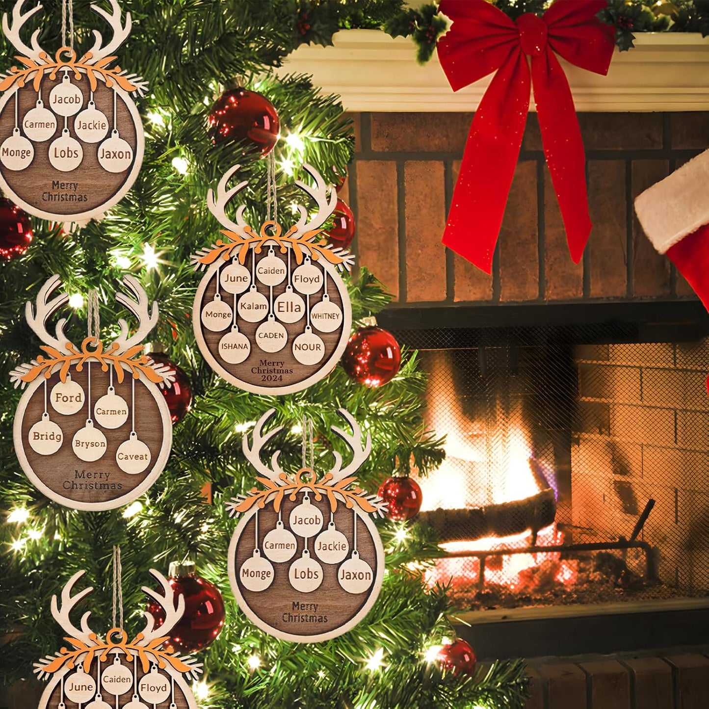 Personalized Christmas Ornaments 2025 with Family Names Custom Wooden Ornaments for Christmas Tree Personalized Christmas Ornament Gifts (1-10 Names)