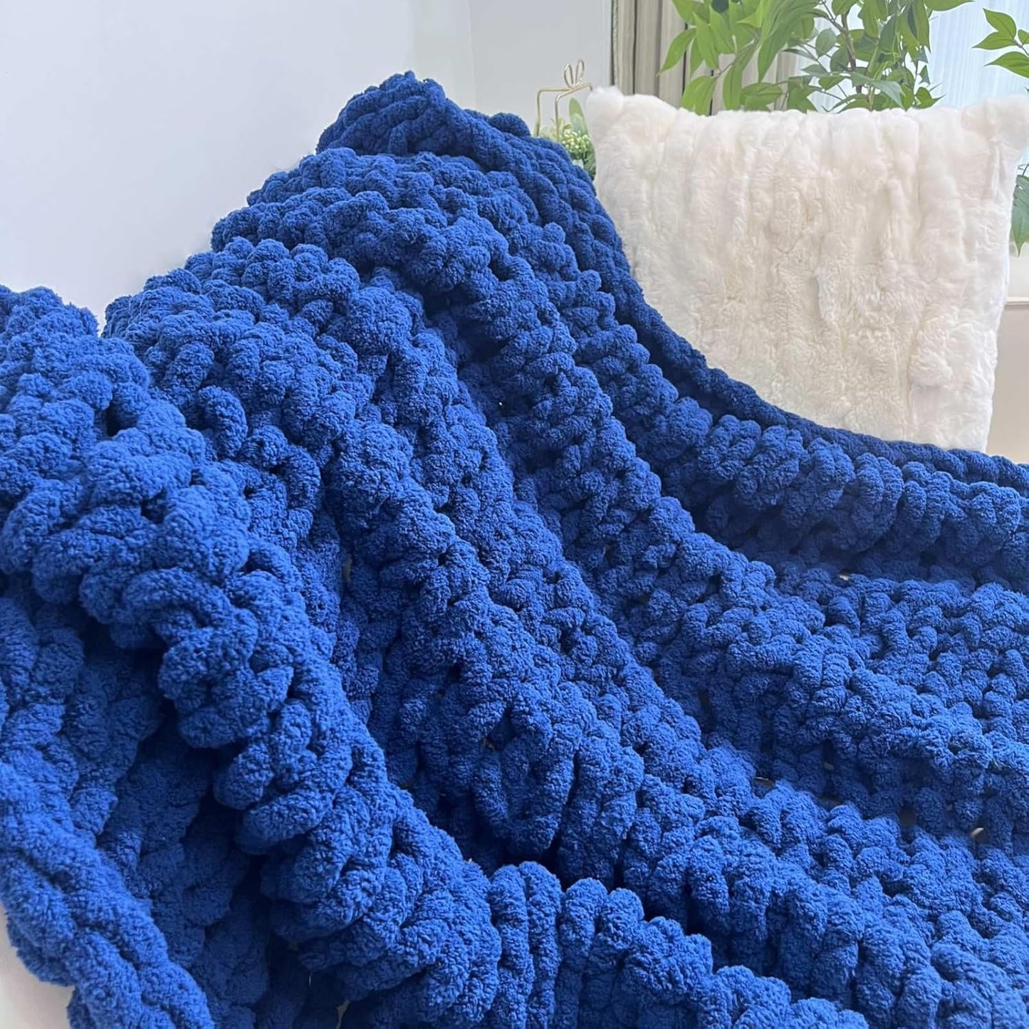 Chunky Knit Blanket Throw 40"x40", Chenille Throw Blankets, Handmade Warm & Cozy Blanket Couch Bed Home Decor, Soft Breathable Fleece Banket, Christmas for Couch Bed Sofa Best Gift (Navy Blue)