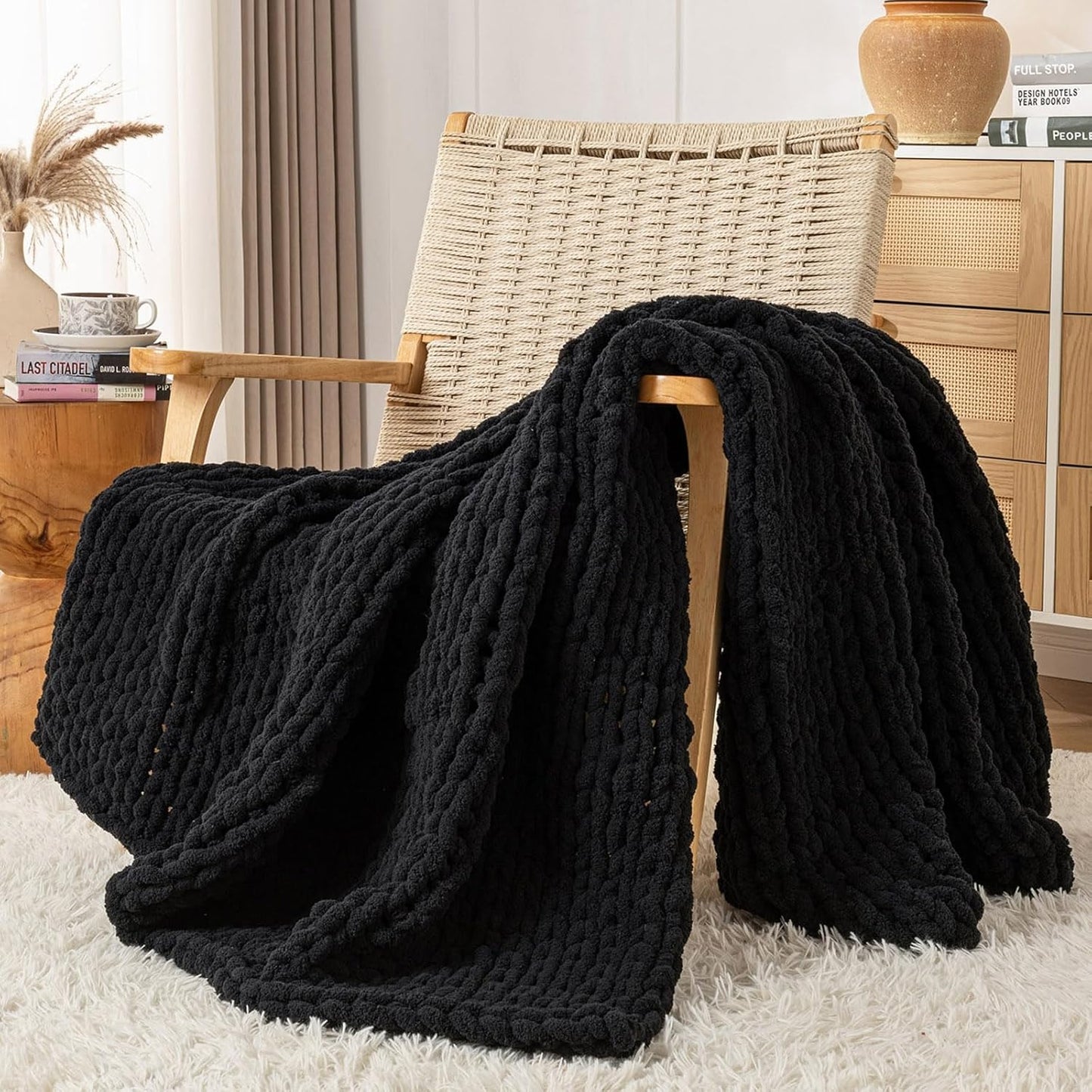 Chunky Knit Blanket Throw, 100% Hand Knit Throw Blanket Handmade Chenille Cable Knit Throw for Couch, Stylish Cozy Soft Rope Knot Crochet Blanket for Home Decor, Black, 50x60 Inches
