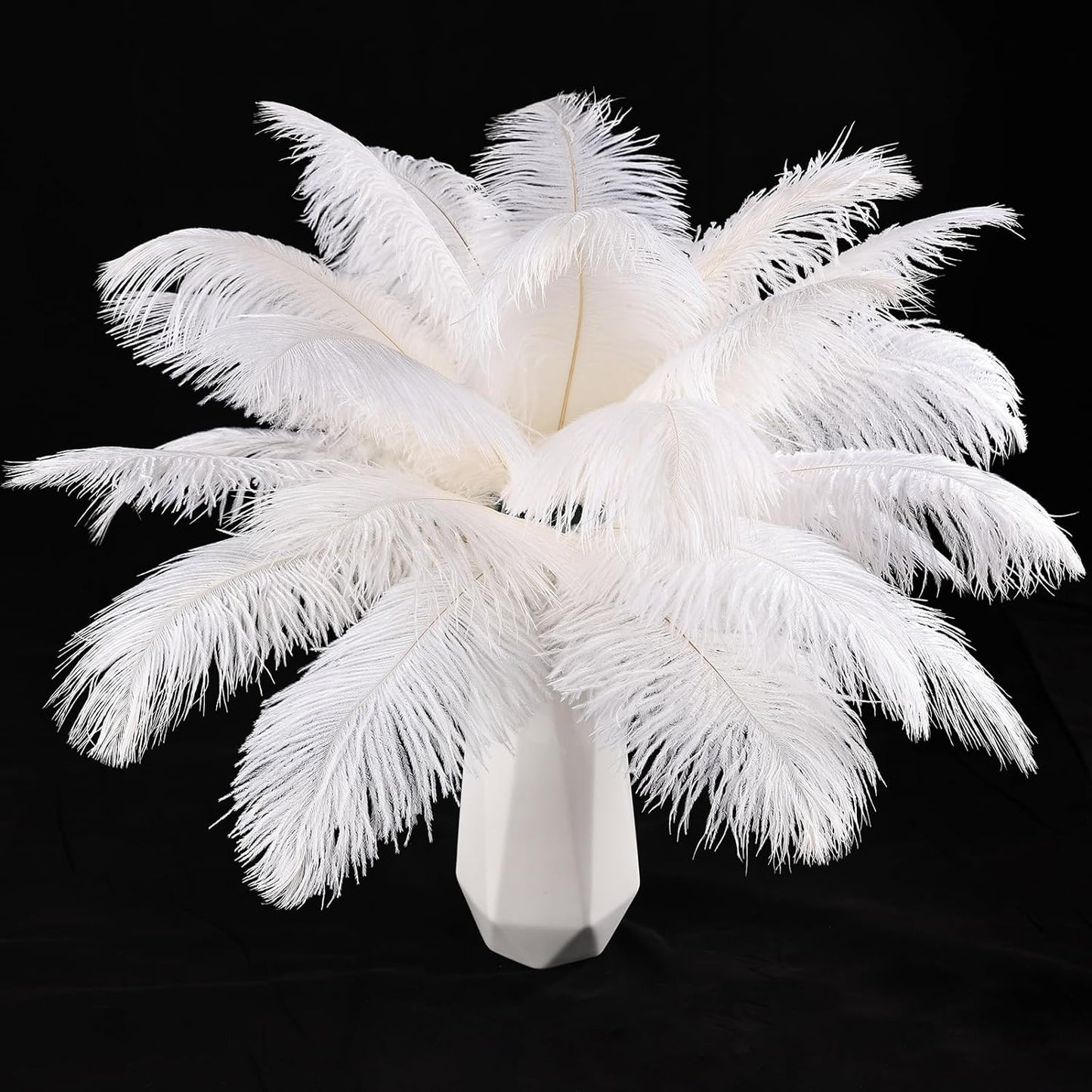 THARAHT White Ostrich Feathers 12pcs Natural Bulk 8-10Inch 20cm-25cm for Crafts Wedding Party Centerpieces Christmas Tree Decoration Feathers
