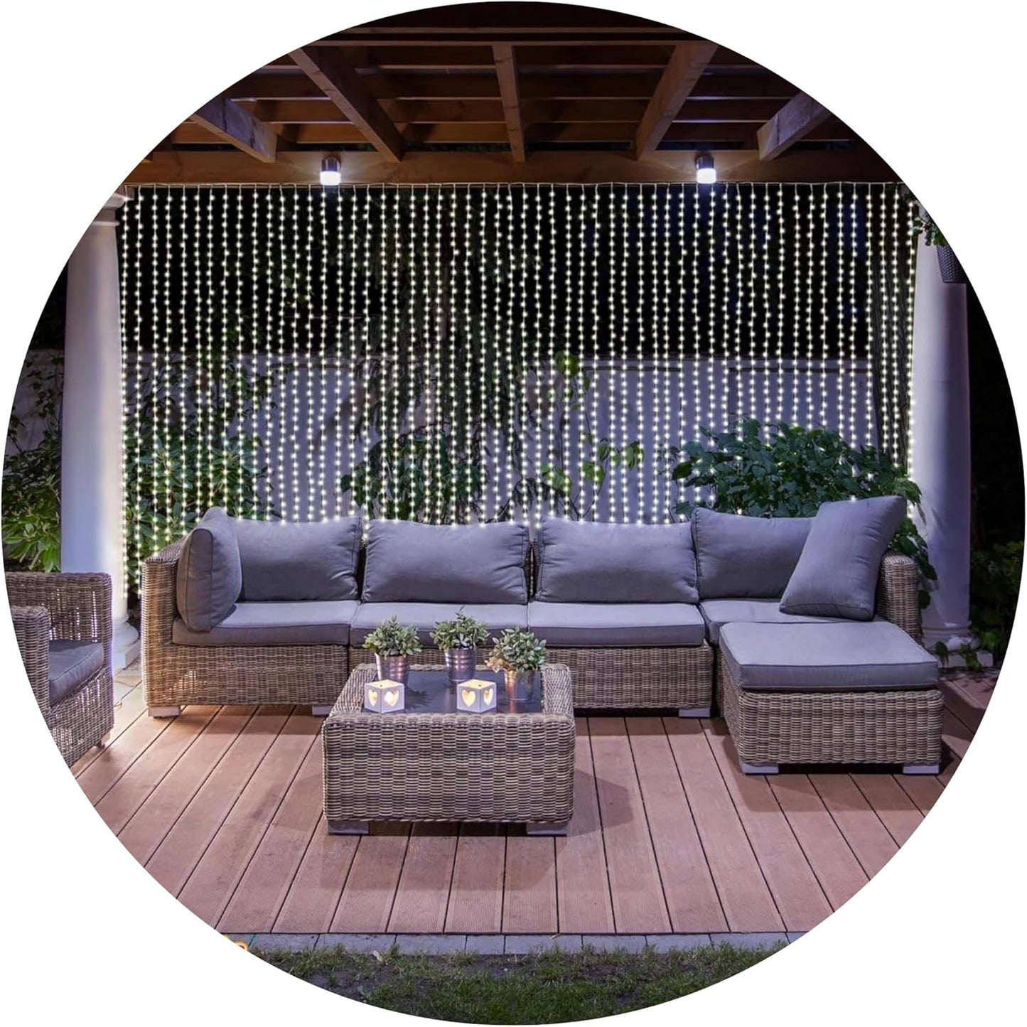 Belle Luci 768-Bulb Warm White Connectable LED Curtain Lights Outdoor Porch Decor 4'X8.5'